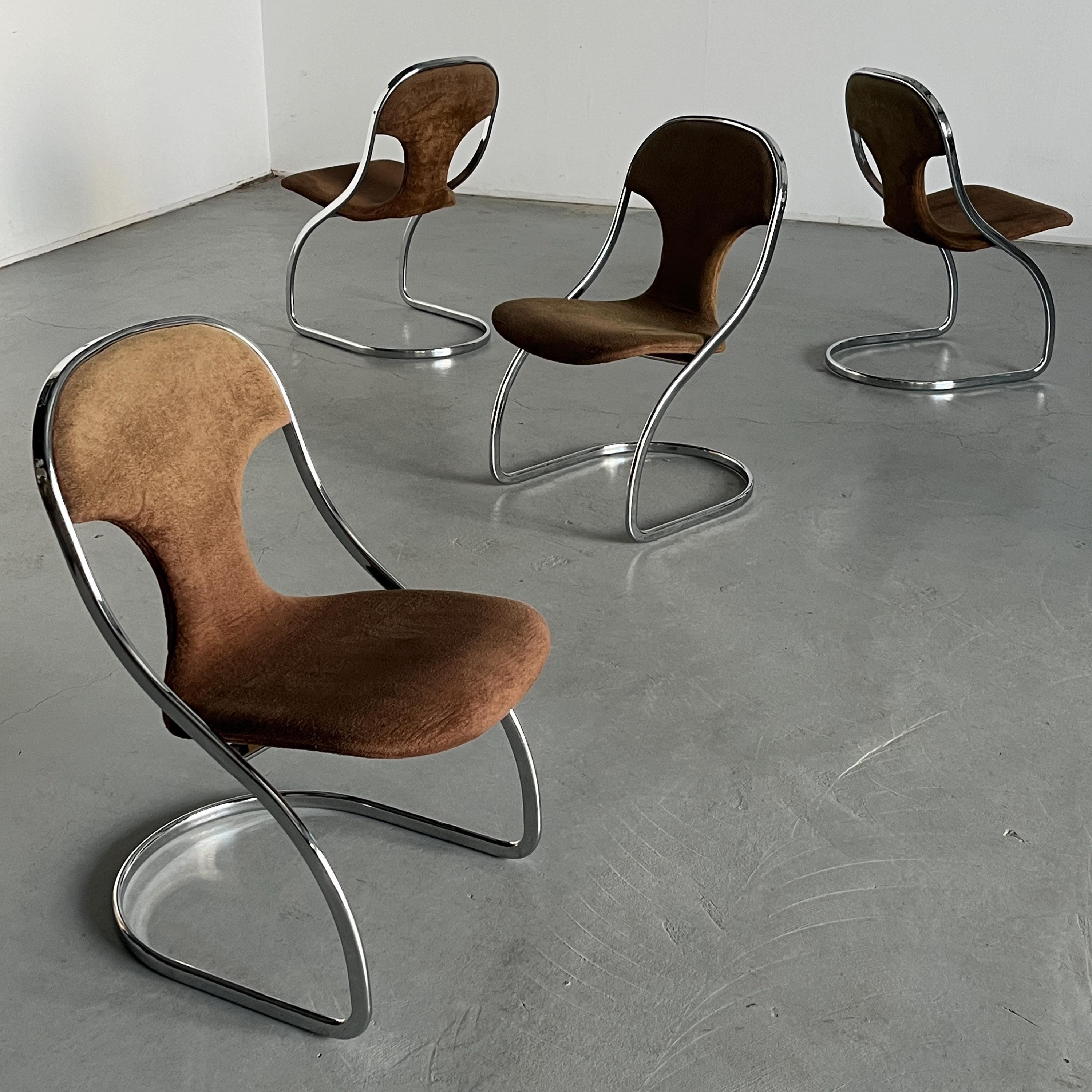 Space Age Chairs in the Style of Gastone Rinaldi