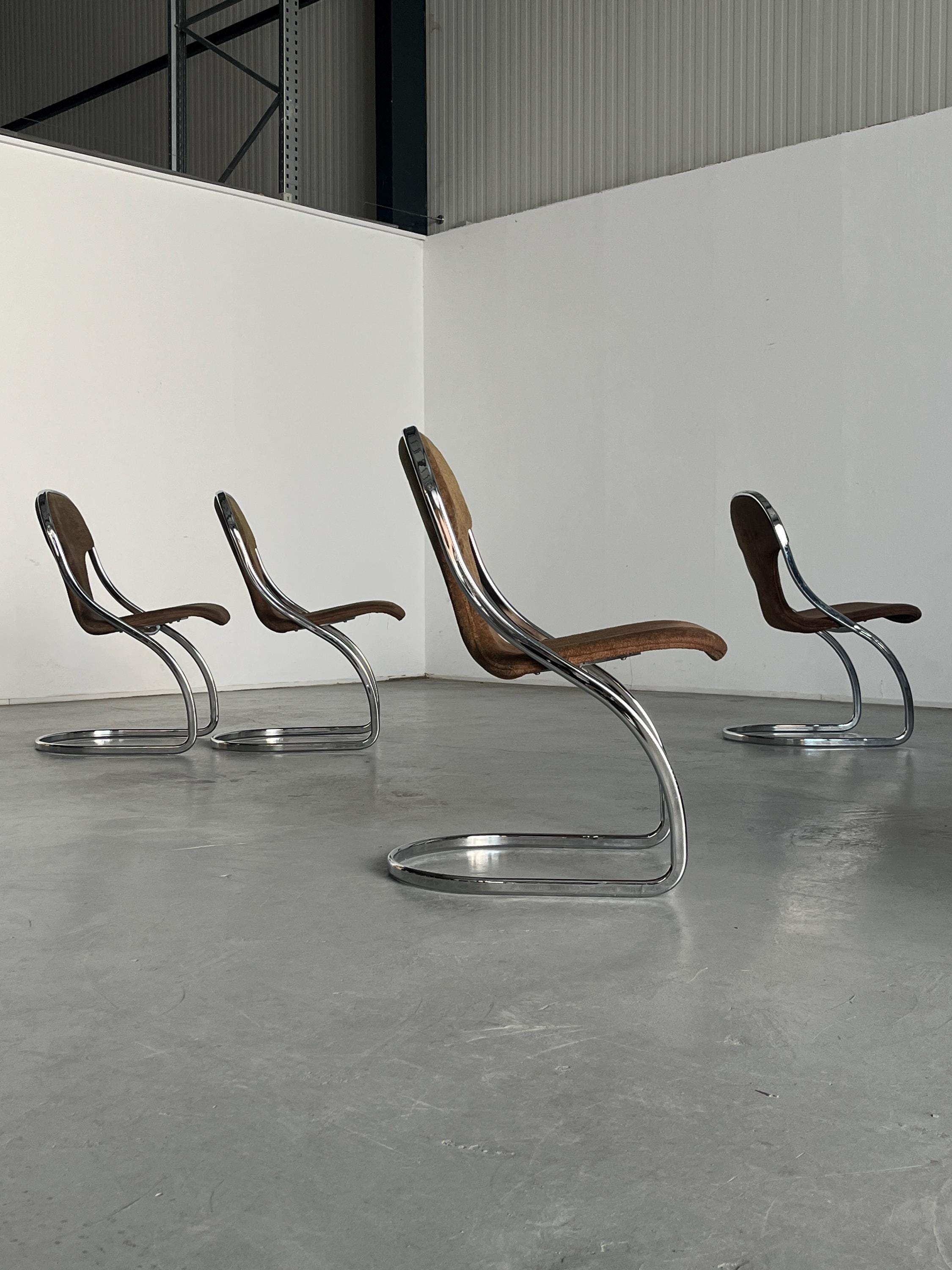 Space Age Chairs in the Style of Gastone Rinaldi