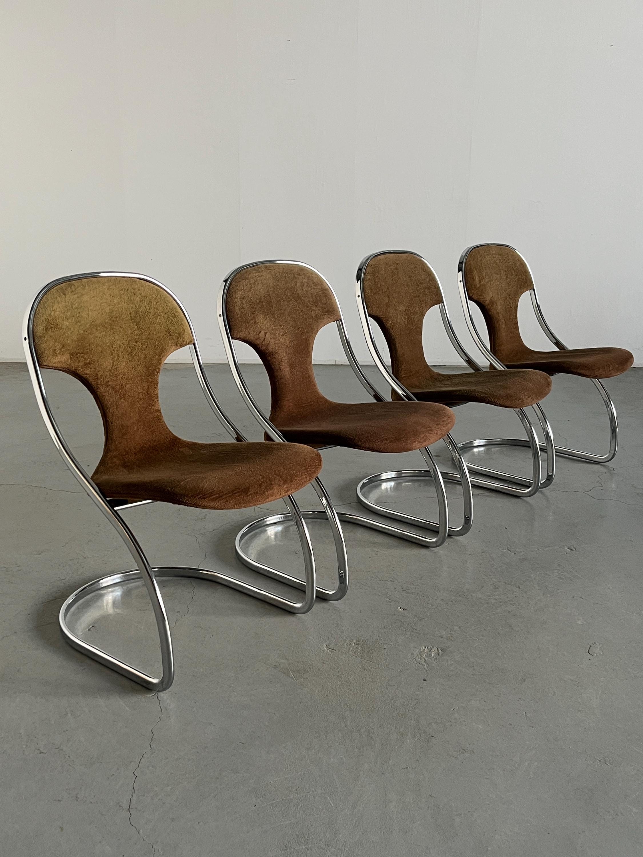 Space Age Chairs in the Style of Gastone Rinaldi