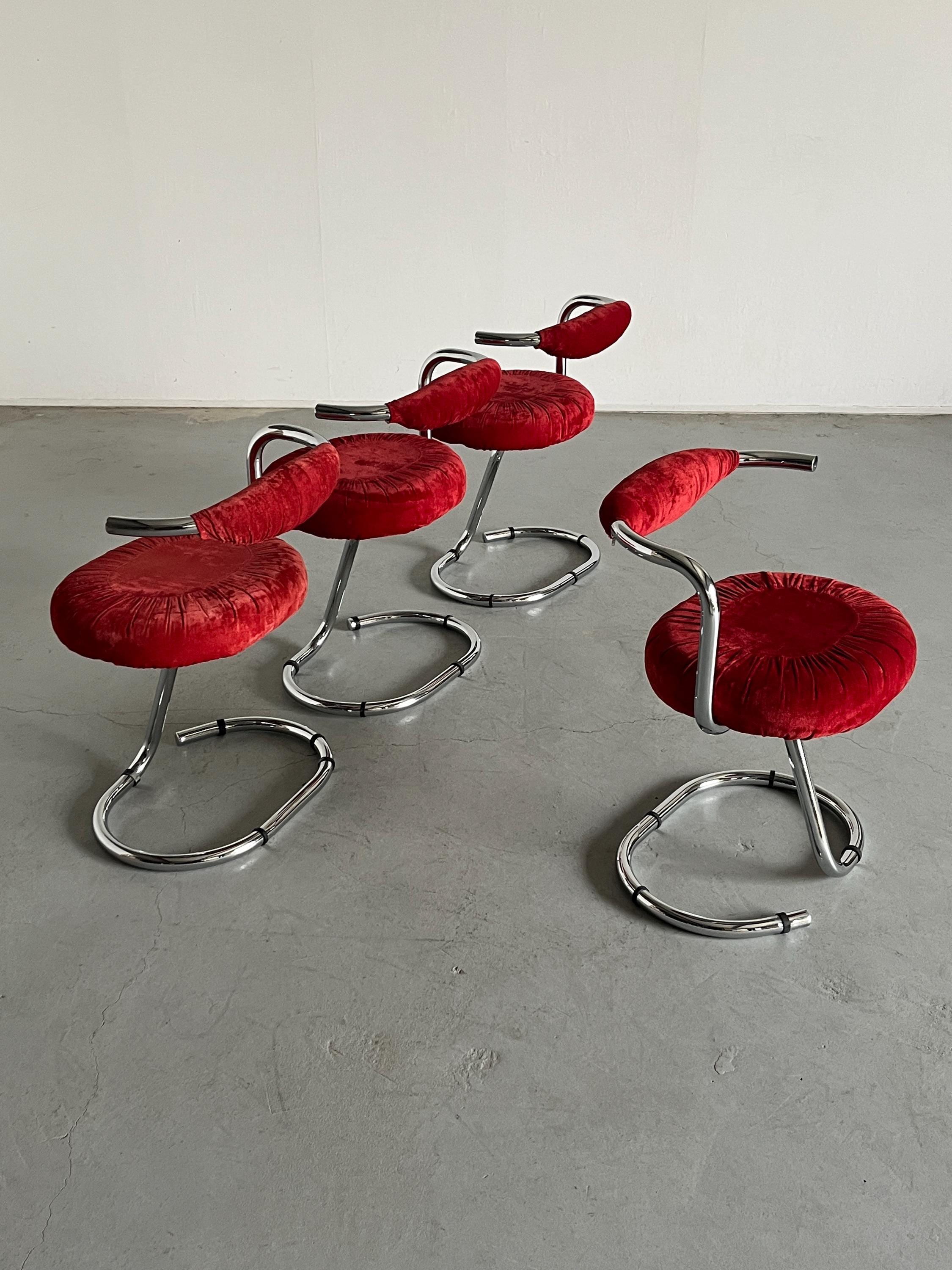 'Cobra' Chairs by Giotto Stoppino