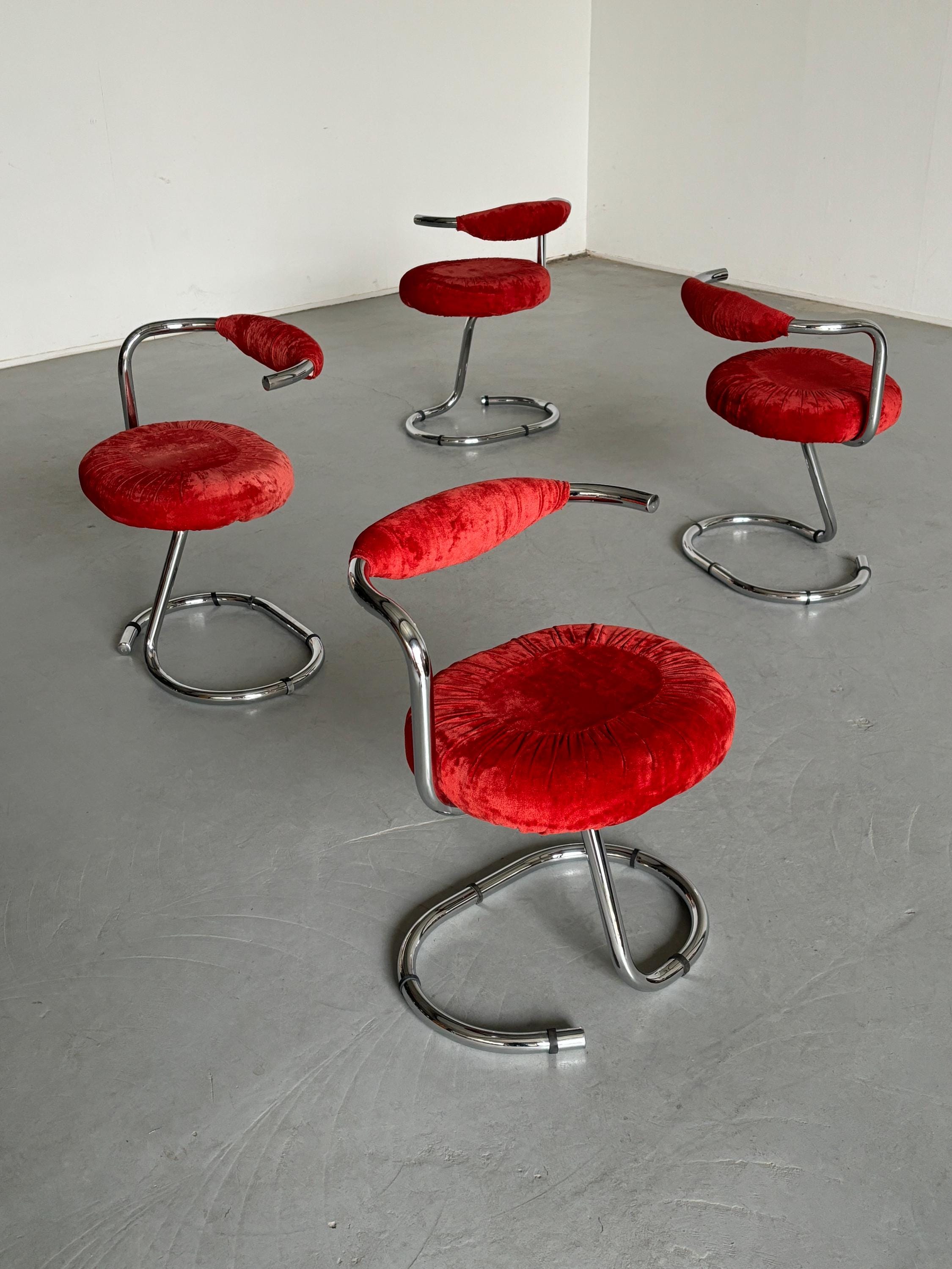 'Cobra' Chairs by Giotto Stoppino