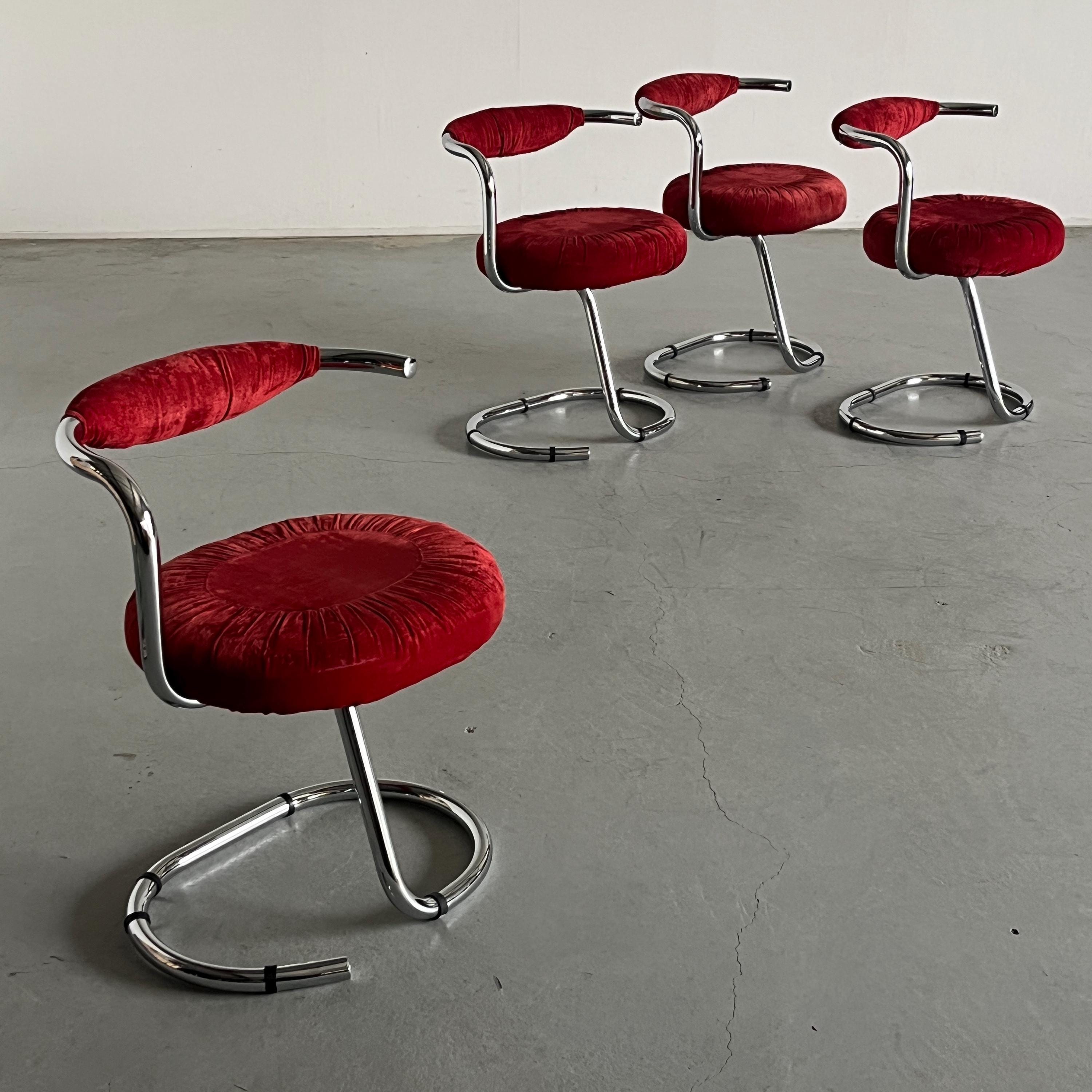 'Cobra' Chairs by Giotto Stoppino