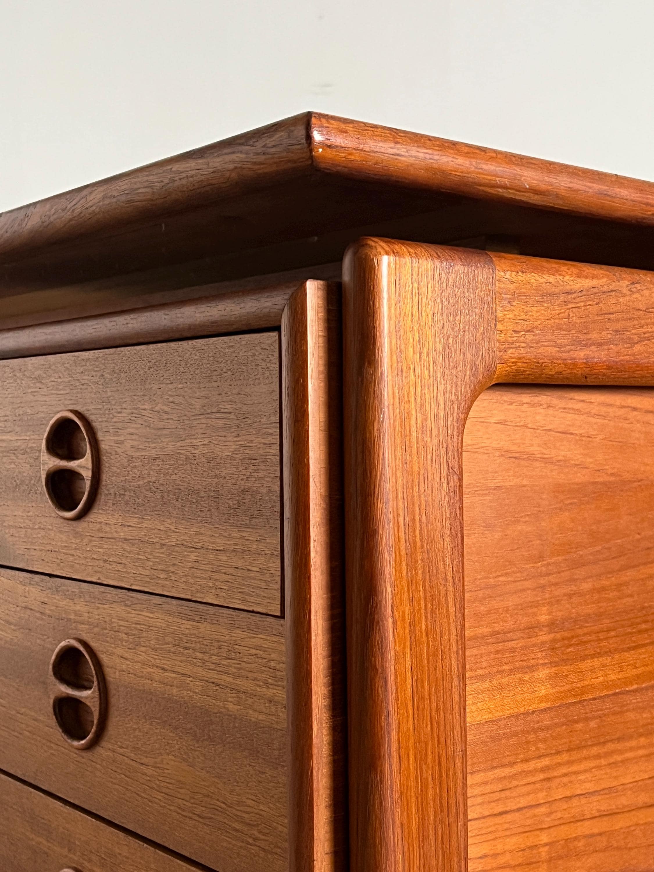 Office Desk by Arne Vodder for GV Møbler in Teak, 1960s Denmark