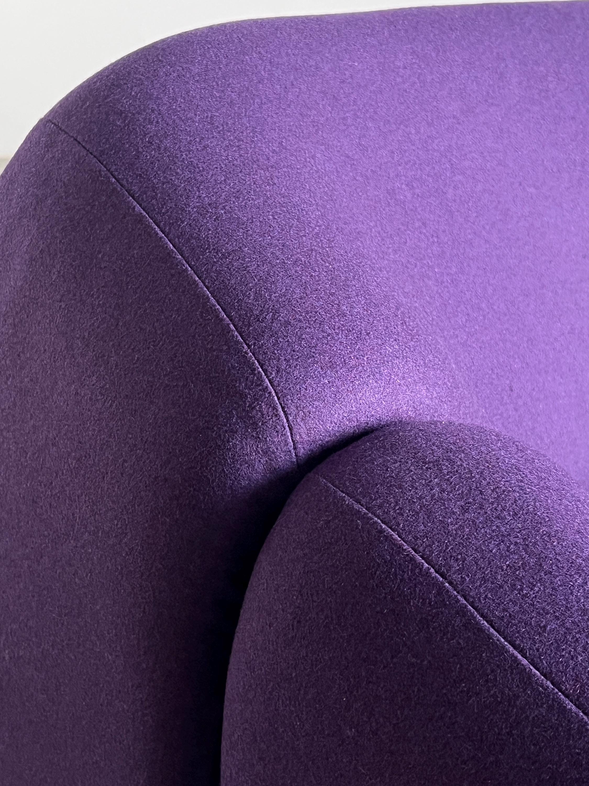 Iconic F598 ‘Groovy’ Chair by Pierre Paulin