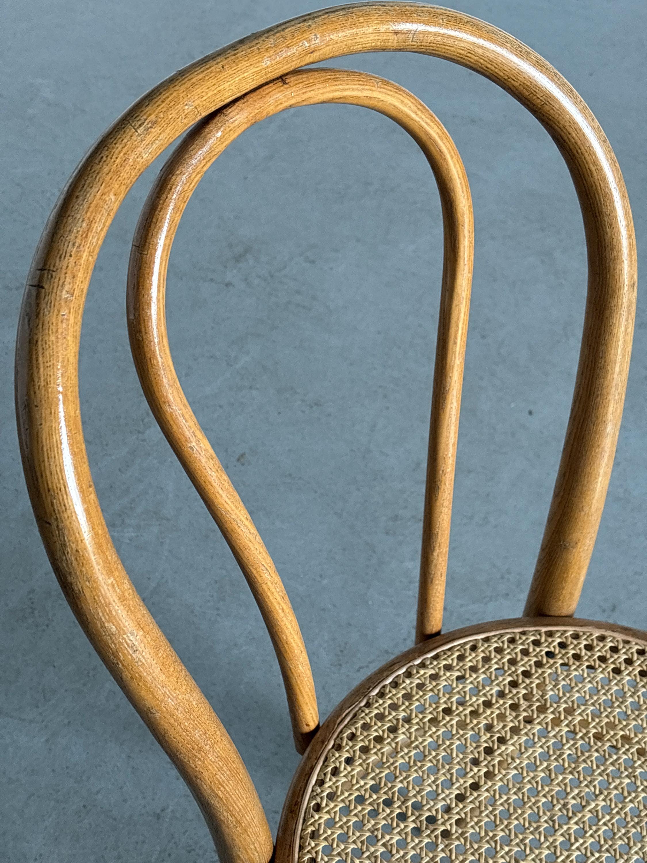 Thonet Bentwood Style Chair No. 14