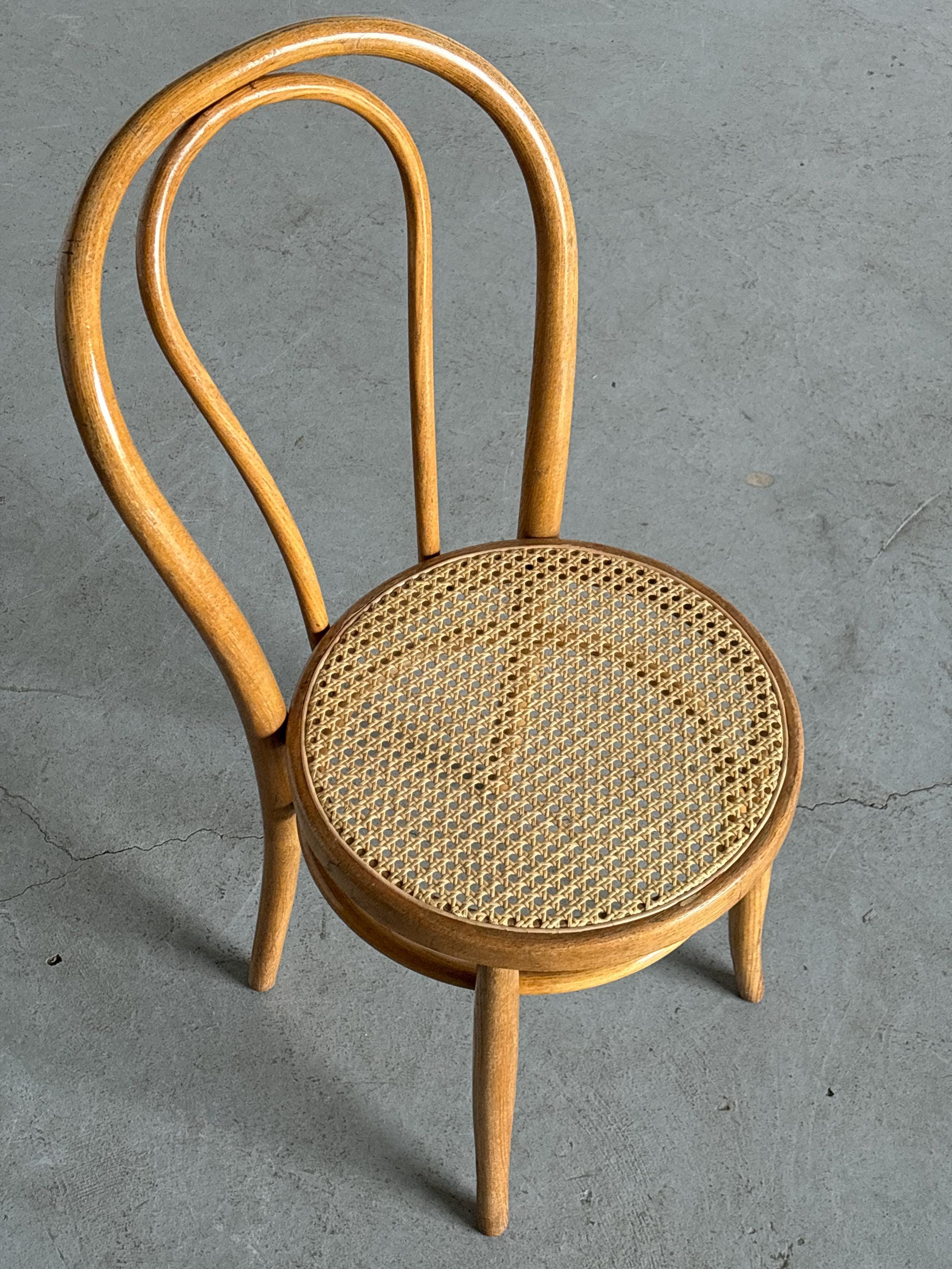 Thonet Bentwood Style Chair No. 14