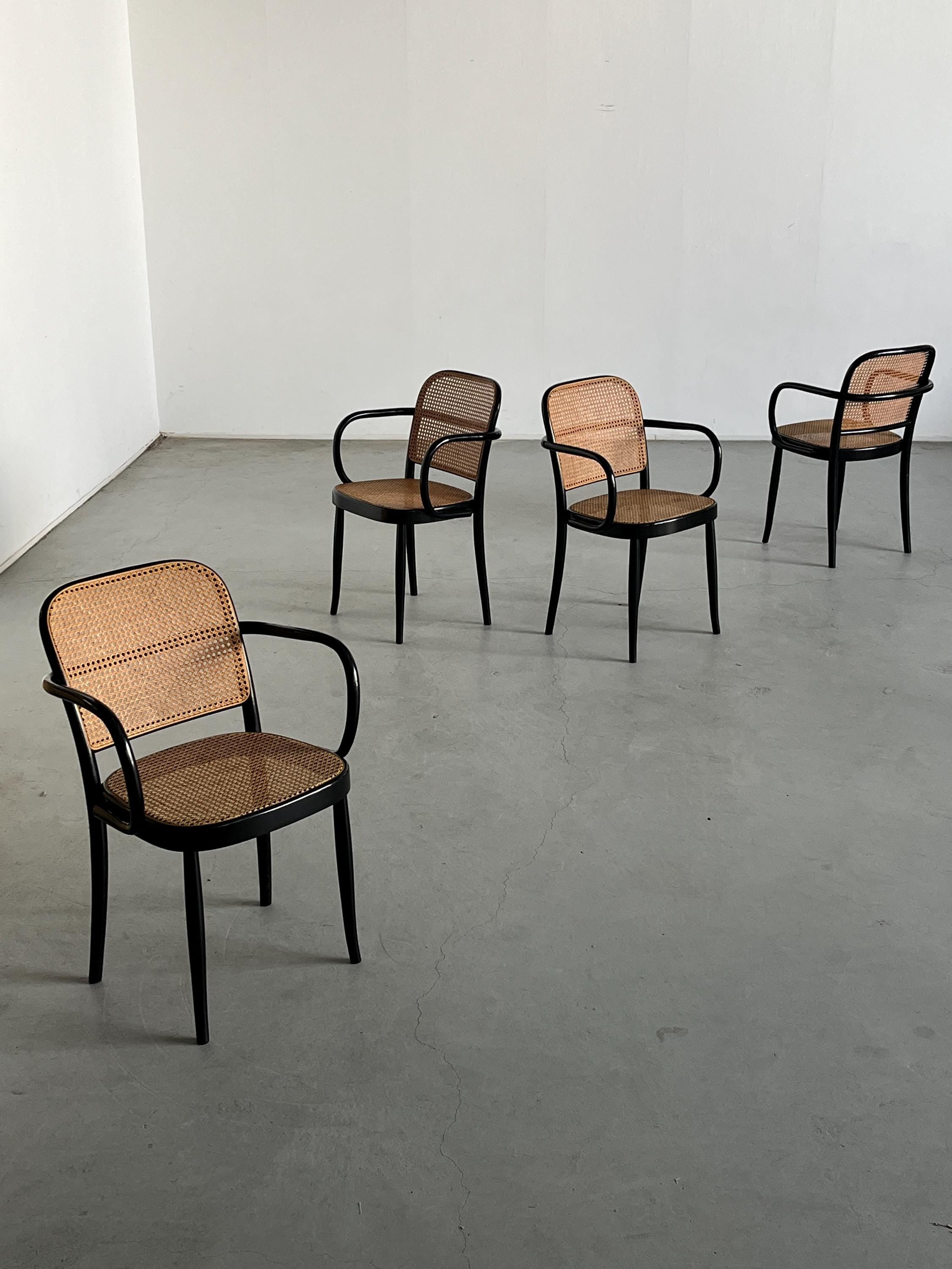Bentwood Chairs in the style of Thonet ‘No. 811’ Chairs by Josef Hoffman