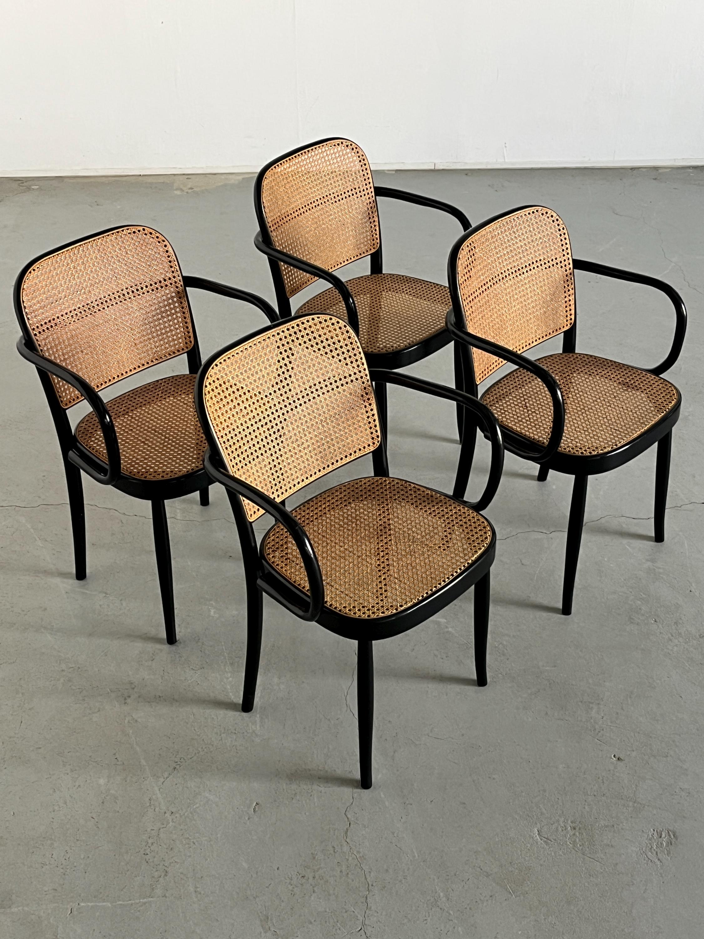 Bentwood Chairs in the style of Thonet ‘No. 811’ Chairs by Josef Hoffman