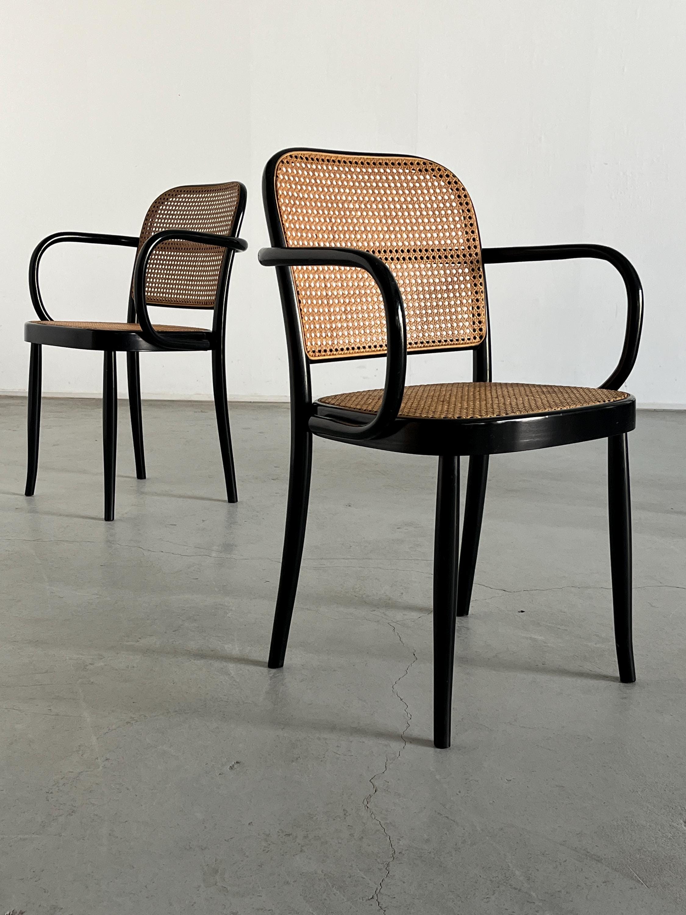 Bentwood Chairs in the style of Thonet ‘No. 811’ Chairs by Josef Hoffman