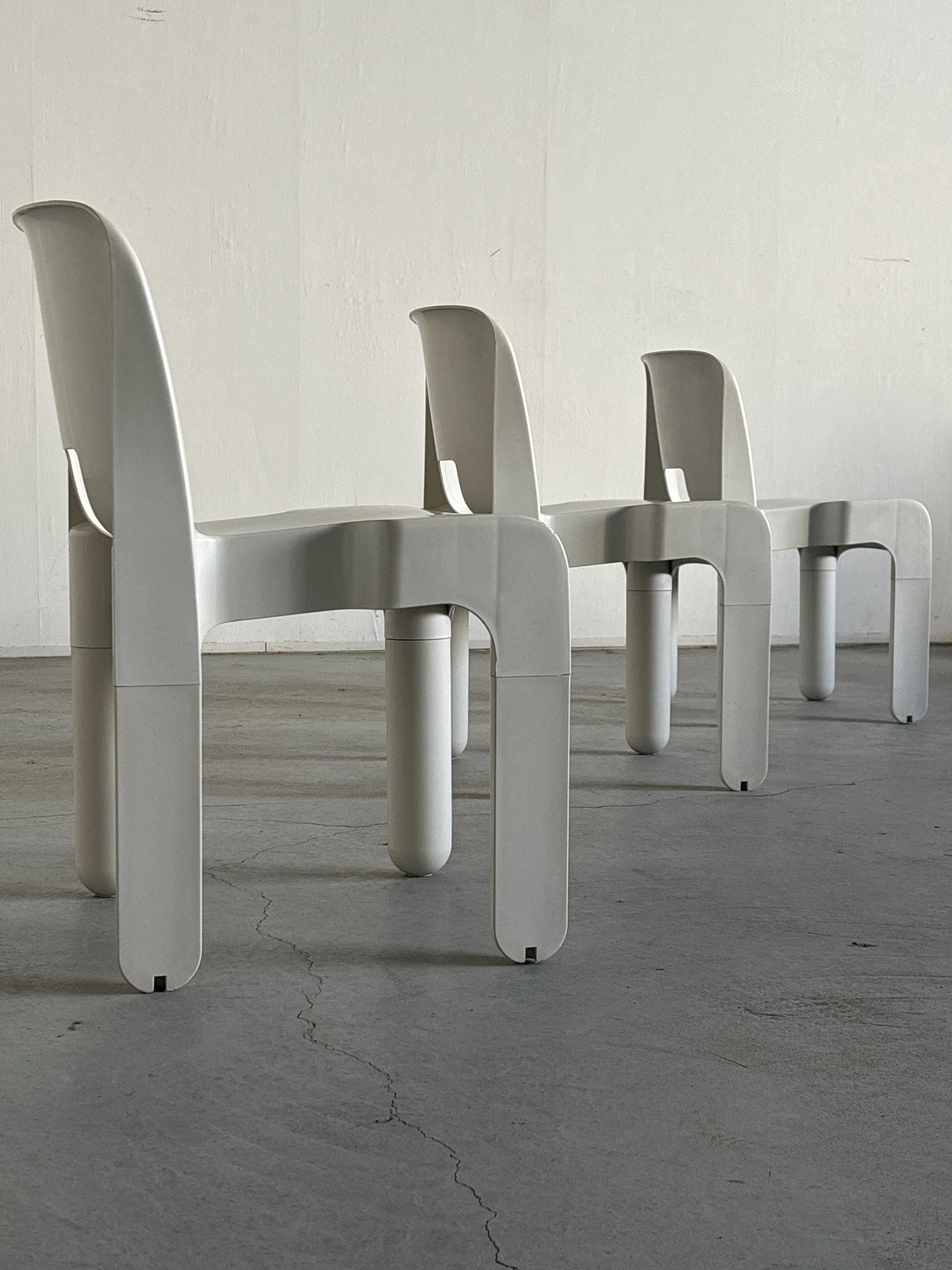 Joe Colombo Model ‘4867’ or ‘Universale’ Chairs for Kartell