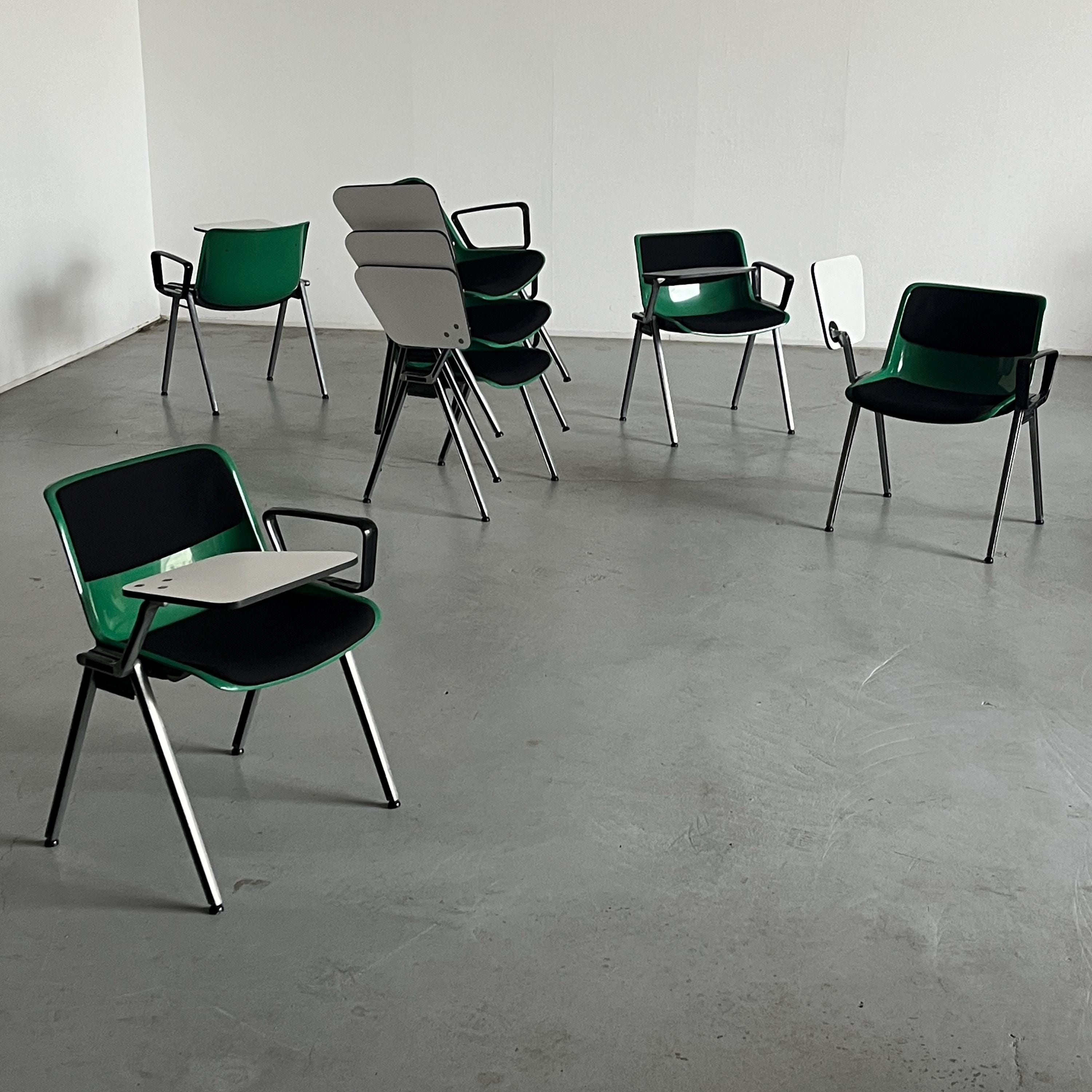 'Modus' Office Armchair by Osvaldo Borsani for Tecno