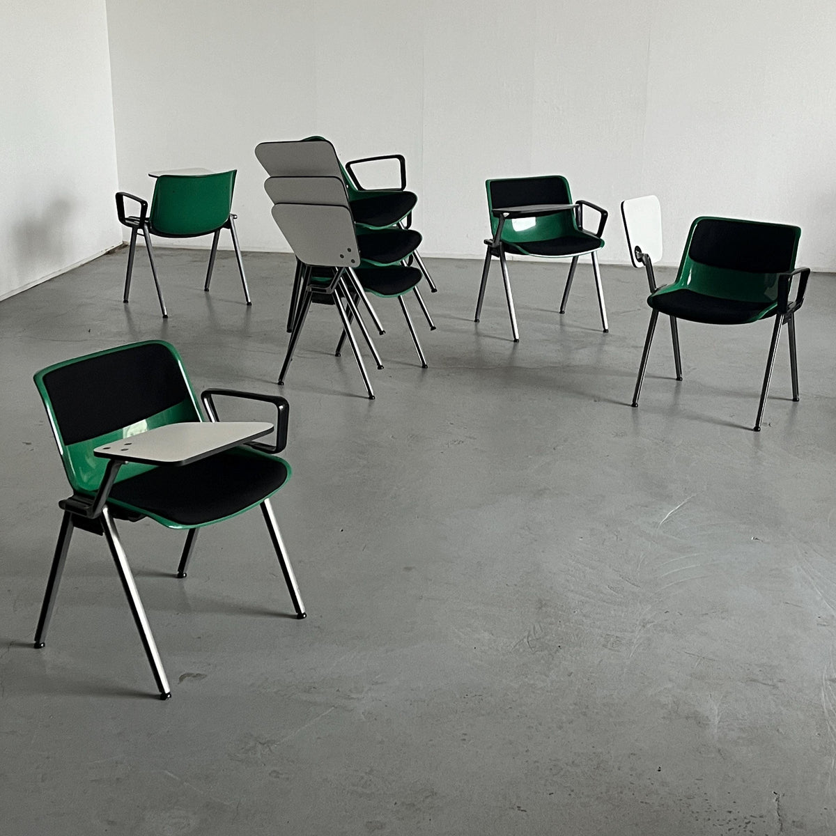 'Modus' Office Armchair by Osvaldo Borsani for Tecno