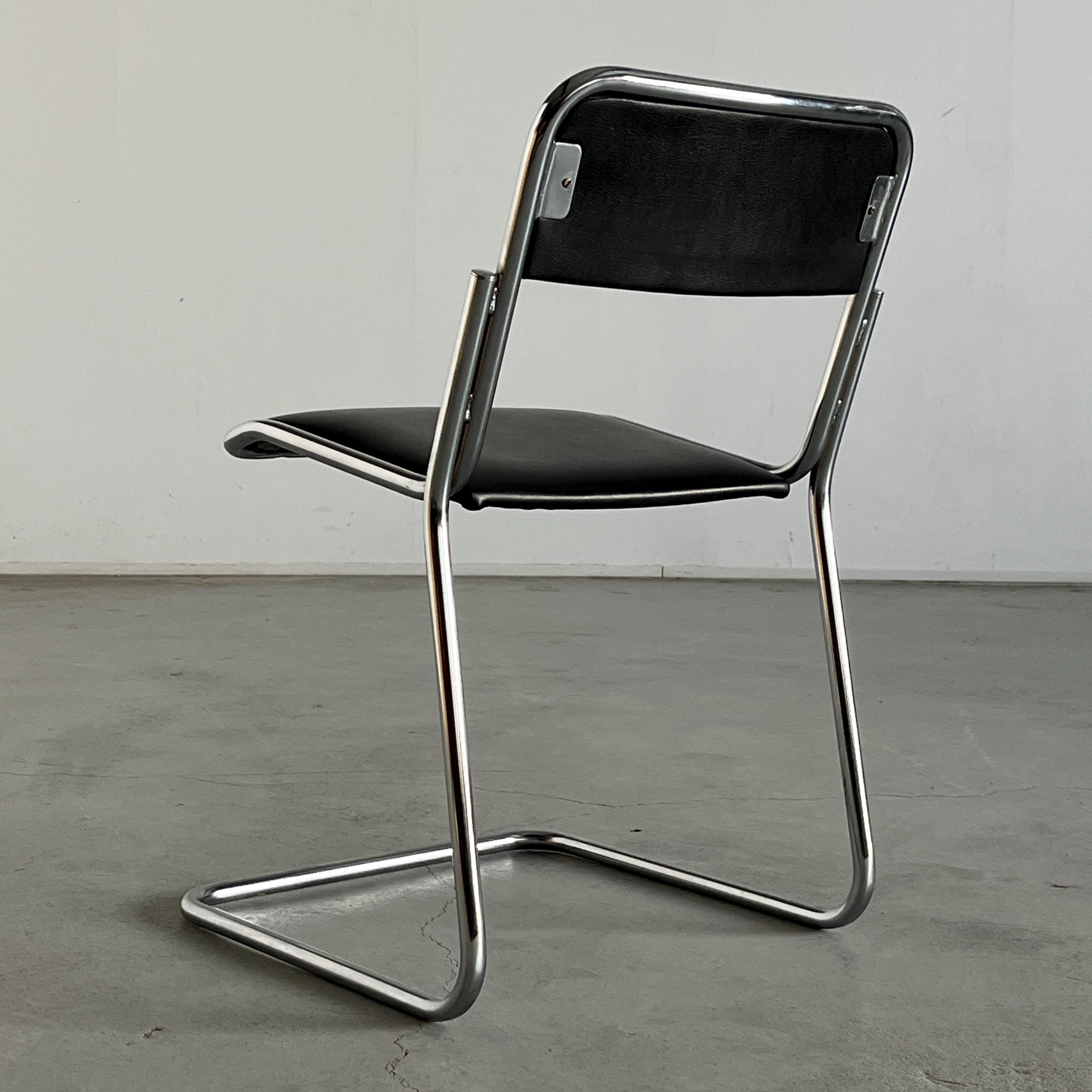 Dining Chair in the Style of 'Calla' by Arflex