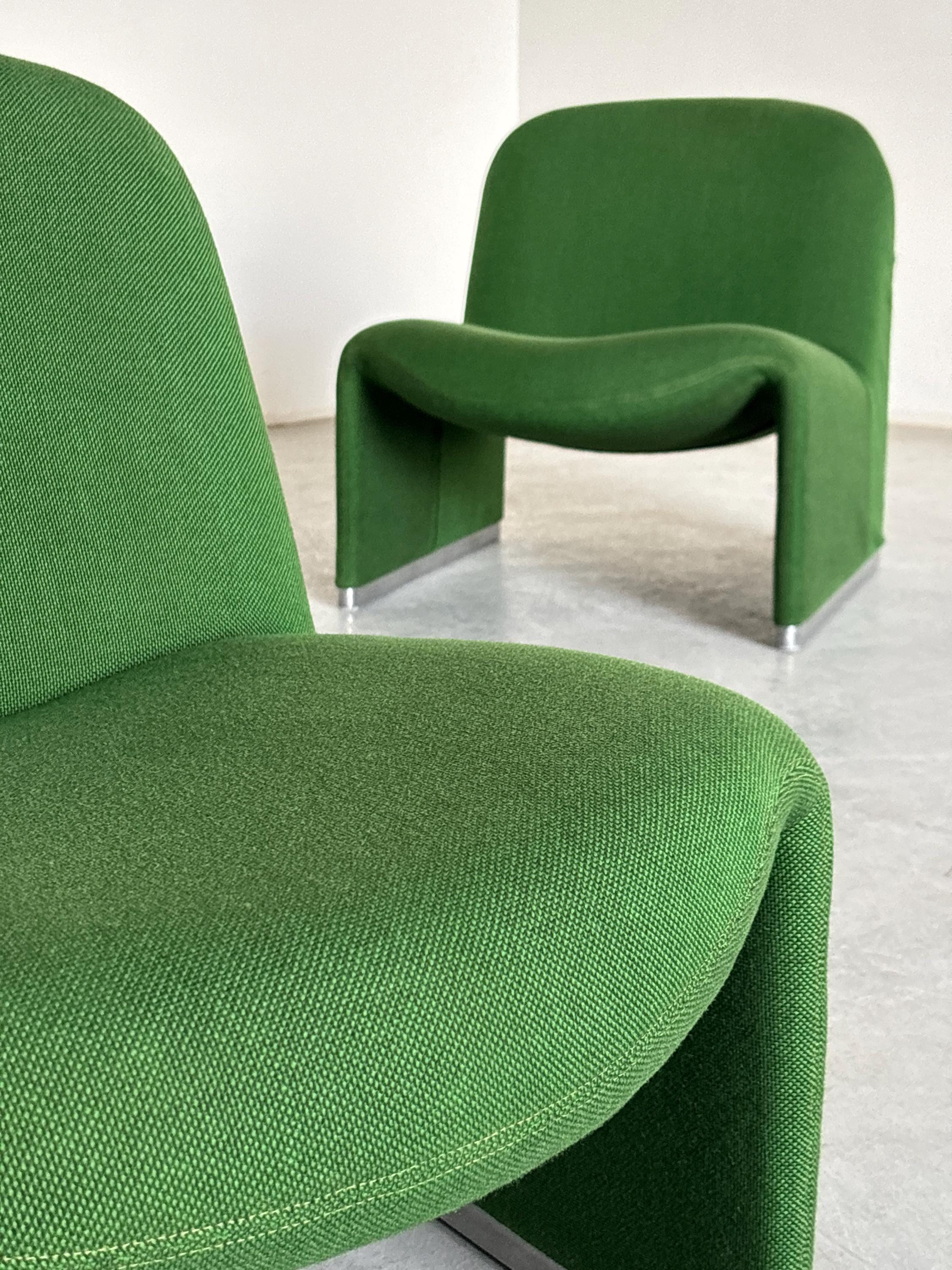 'Alky' chairs by Giancarlo Piretti for Anonima Castelli