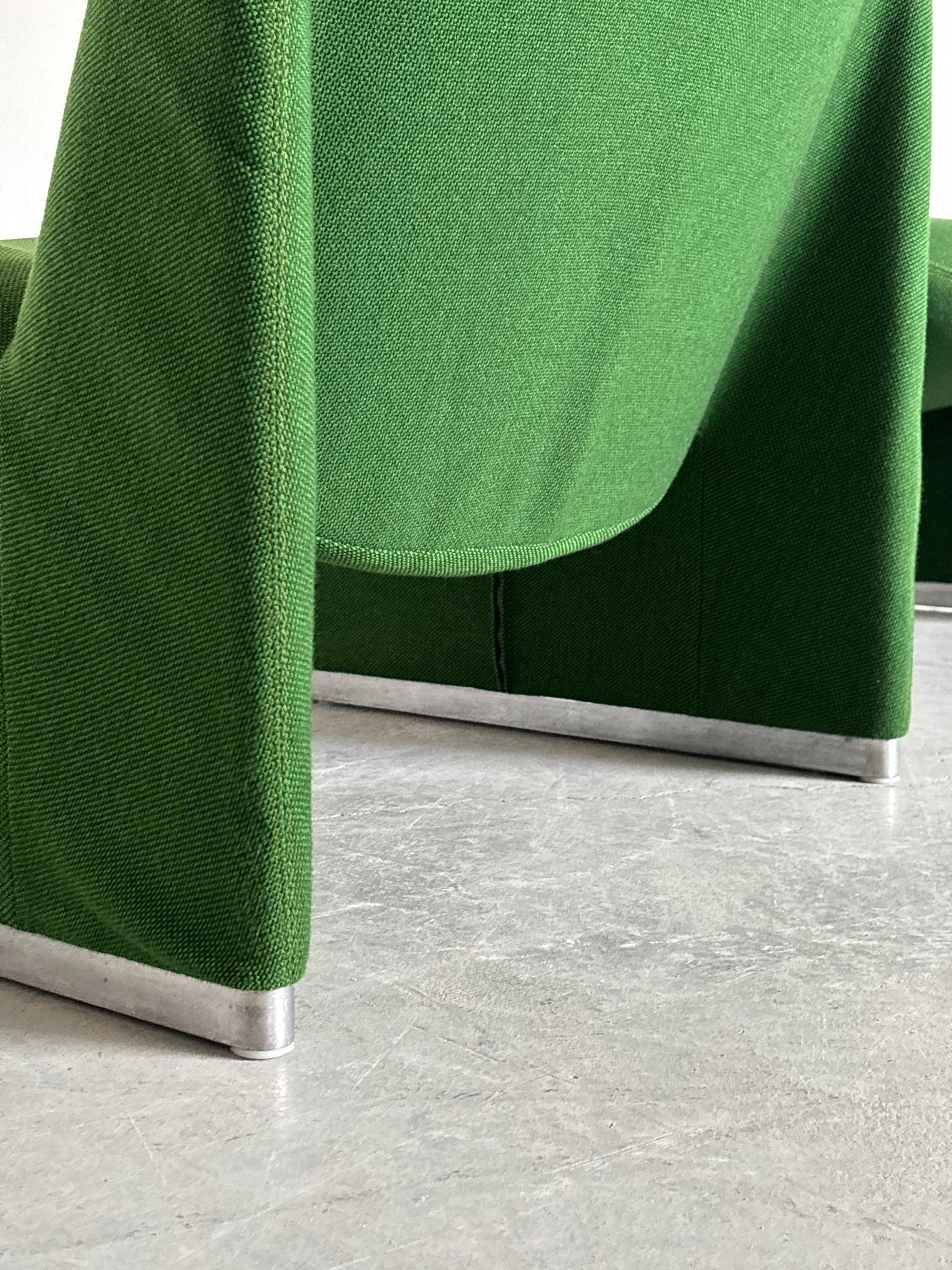 'Alky' chairs by Giancarlo Piretti for Anonima Castelli