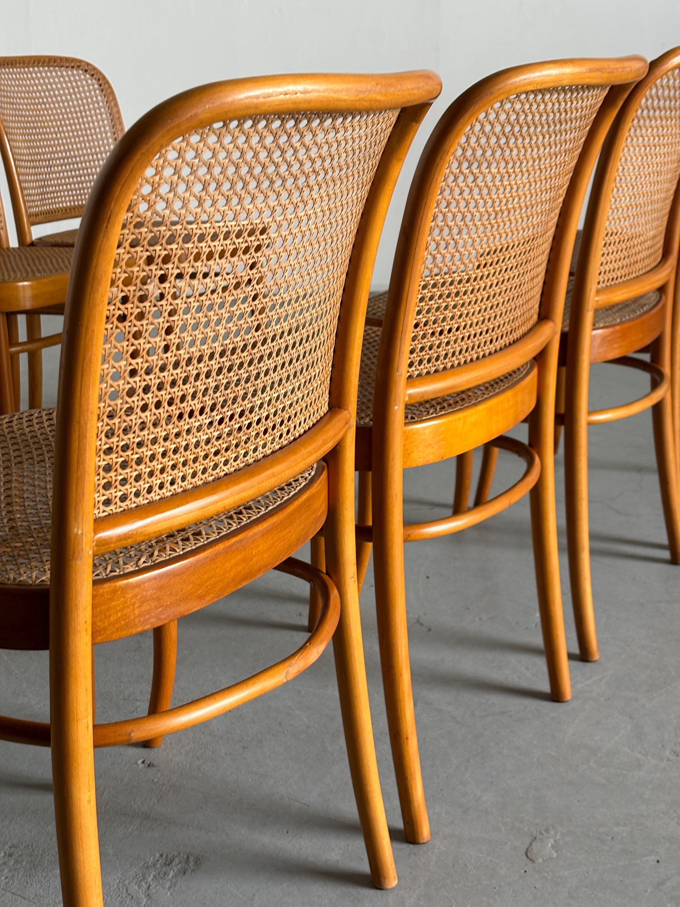 Original Thonet No.811 'Prague' Chair by Josef Hoffman