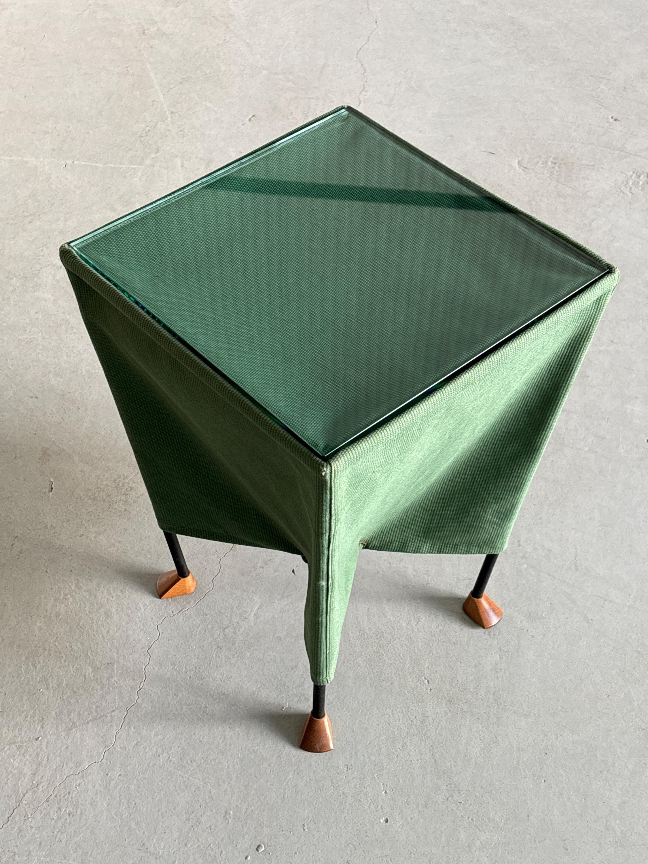 Memphis Design Side Table
