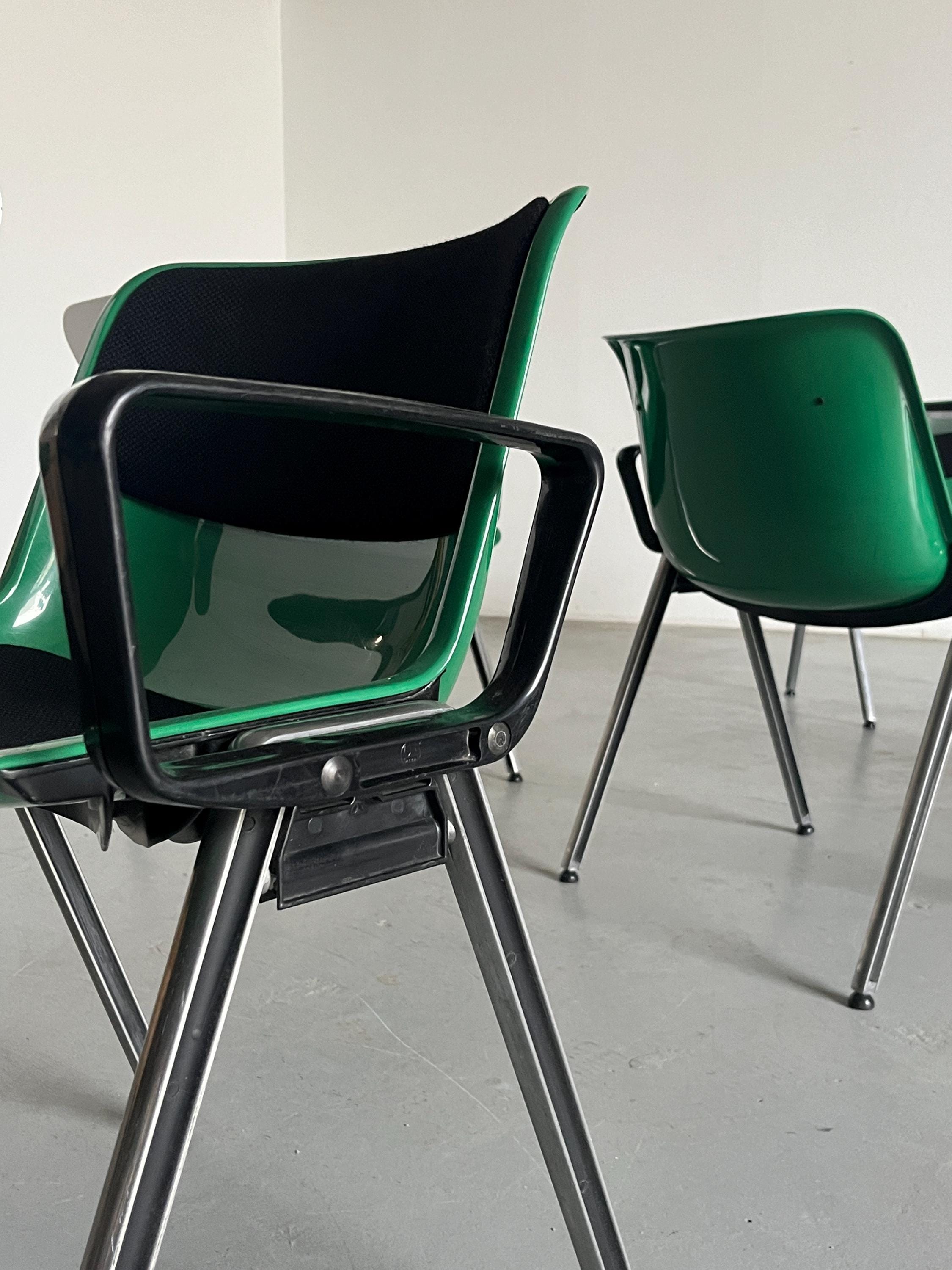 'Modus' Office Armchair by Osvaldo Borsani for Tecno