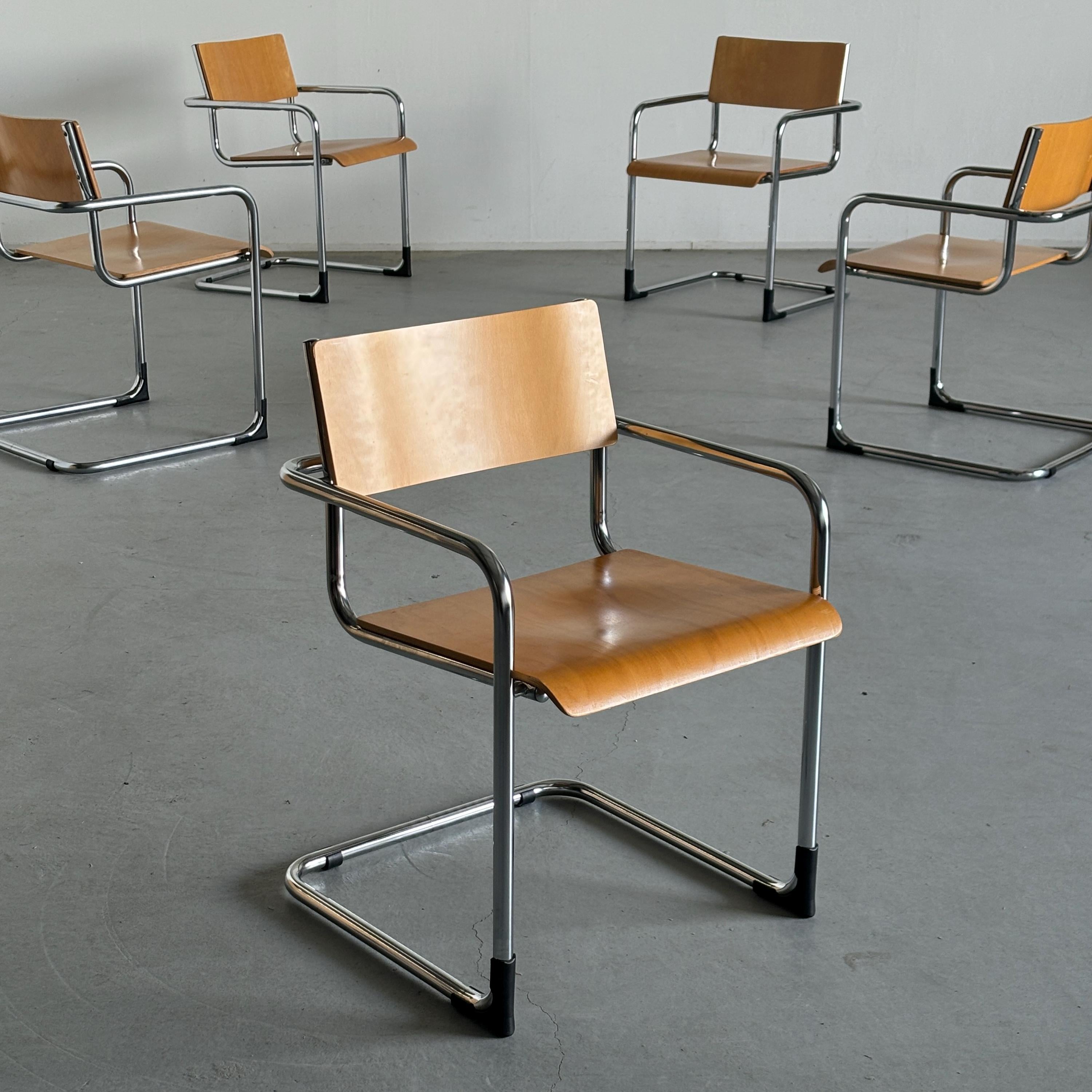 Italian Modernist Armchair in Tubular Steel and Bent Plywood by Plurima Italy