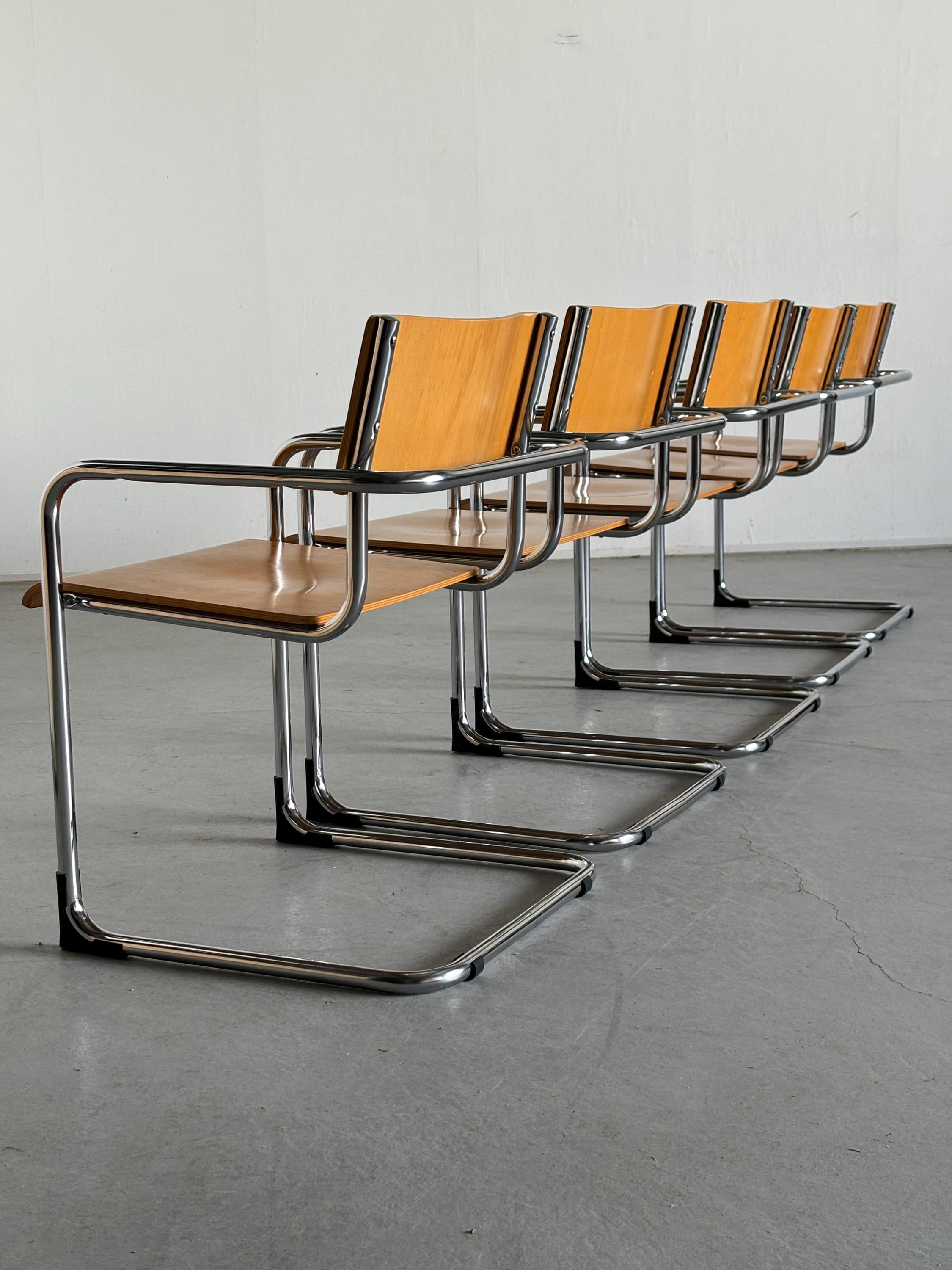 Italian Modernist Armchair in Tubular Steel and Bent Plywood by Plurima Italy