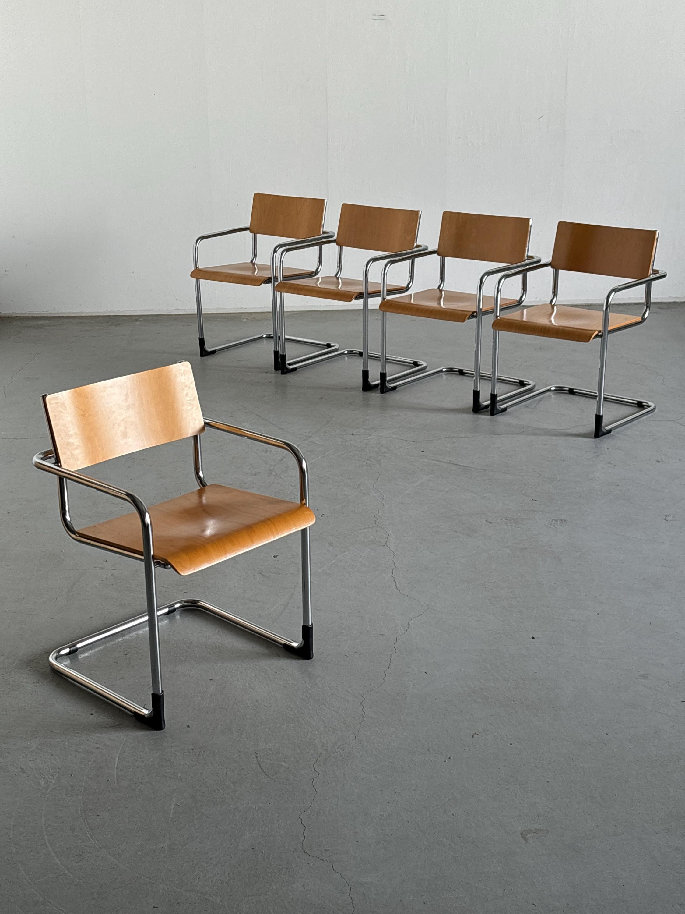 Italian Modernist Armchair in Tubular Steel and Bent Plywood by Plurima Italy