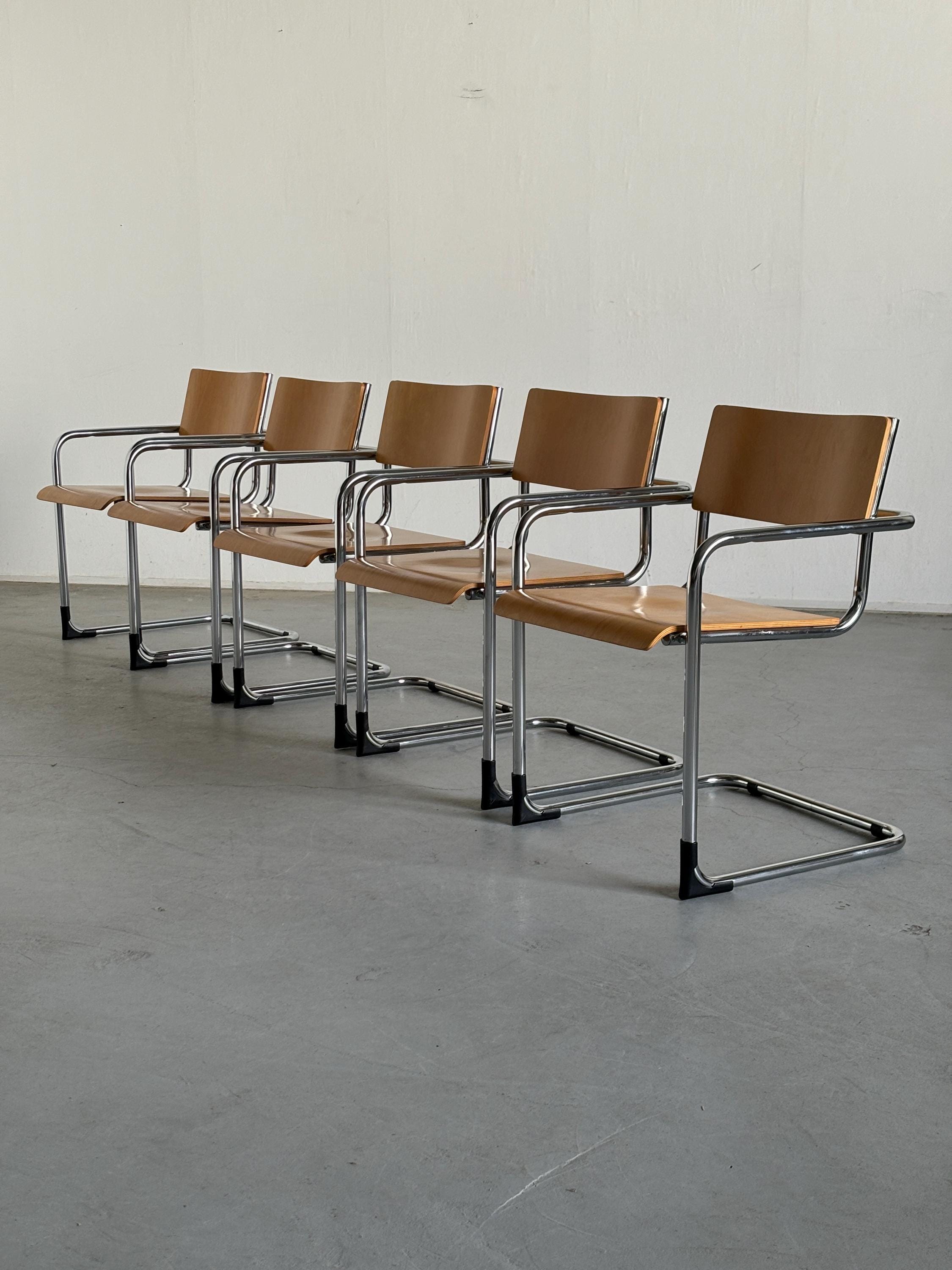 Italian Modernist Armchair in Tubular Steel and Bent Plywood by Plurima Italy