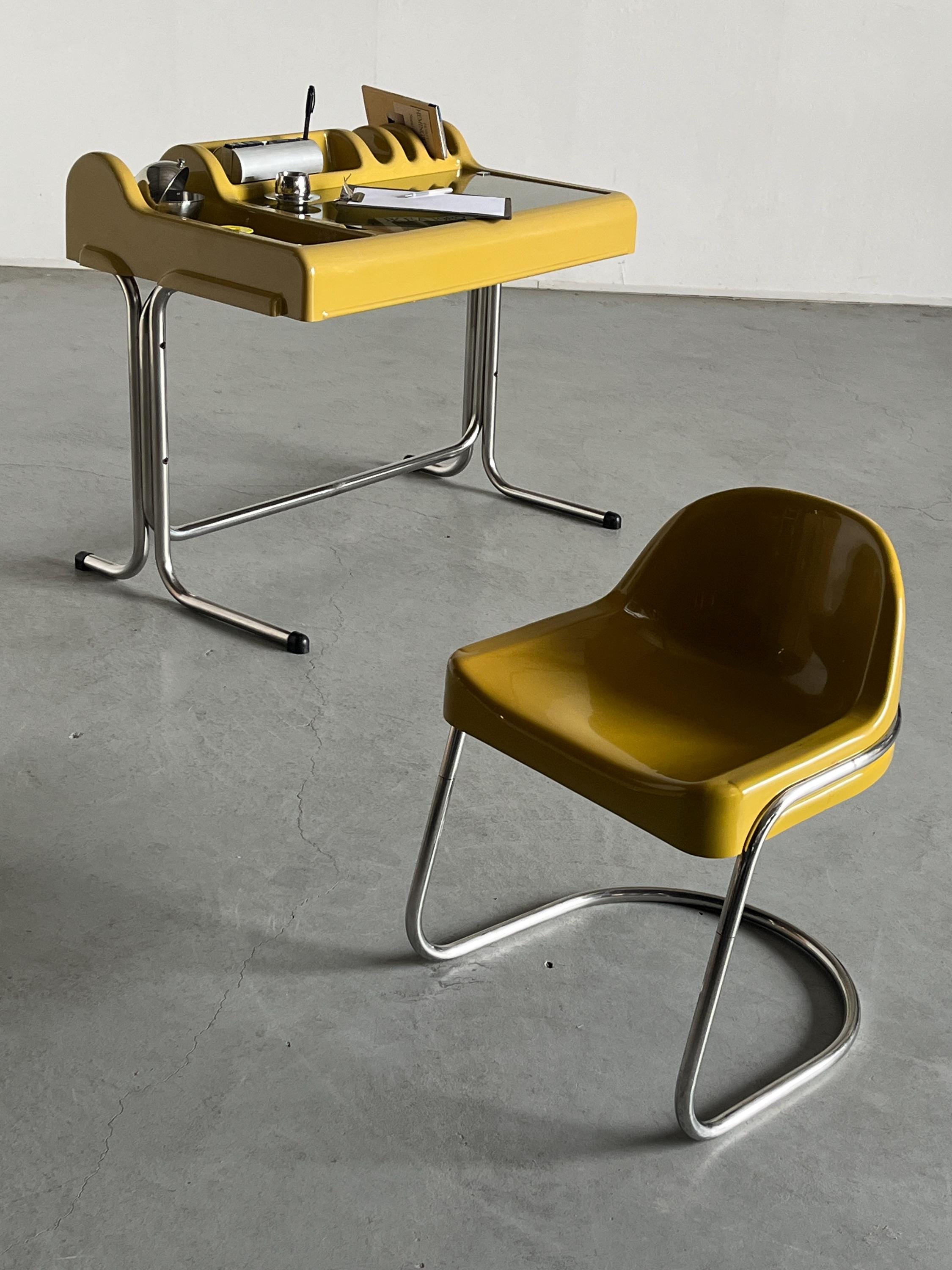 Iconic ‘Orix’ Multi-Purpose Desk and Chair Set by Vittorio Parigi & Nani Prina for Molteni, 1971