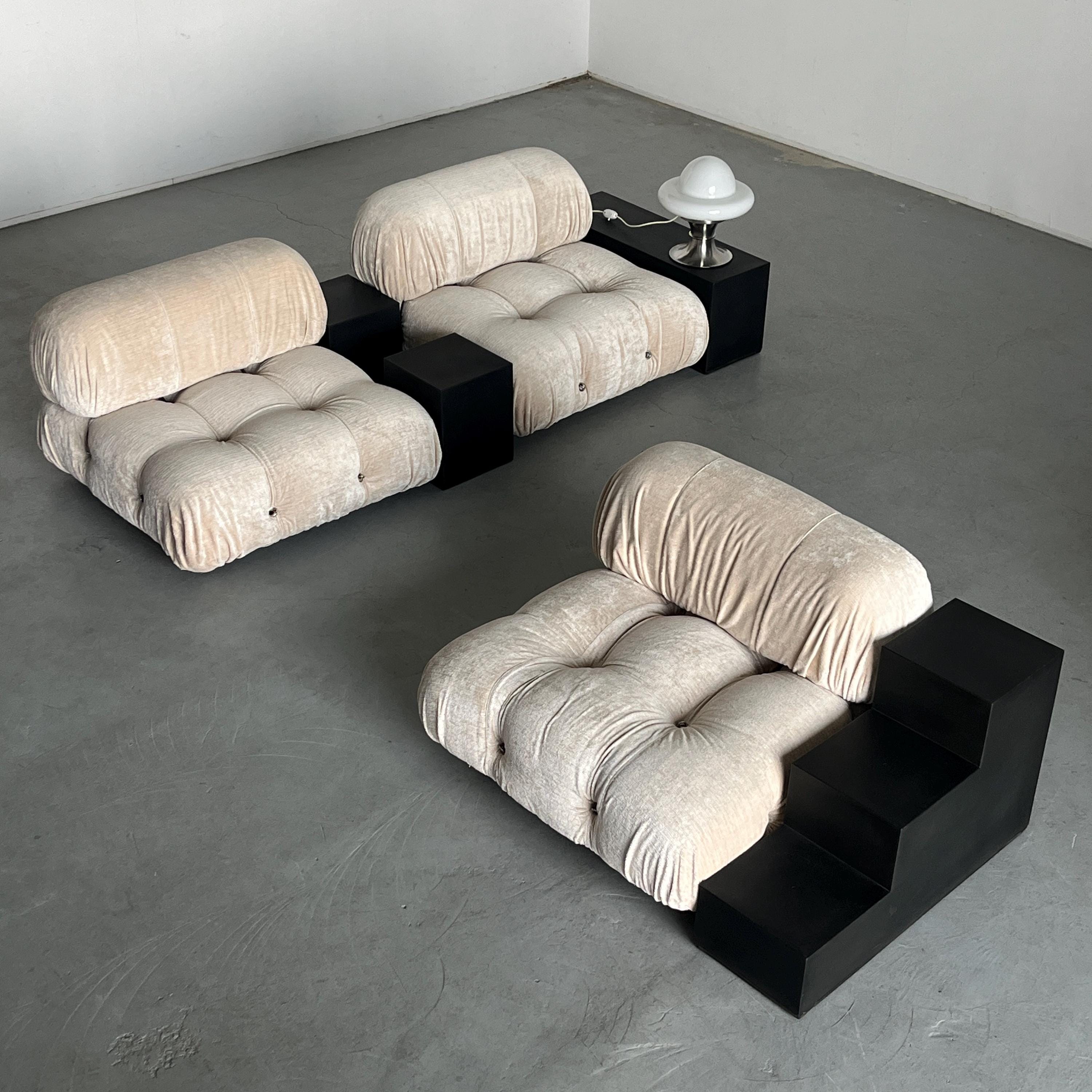 Iconic ‘Camaleonda’ Seating Set by Mario Bellini for C&B Italia with ‘Gli Scacchi’ Complements, First Edition