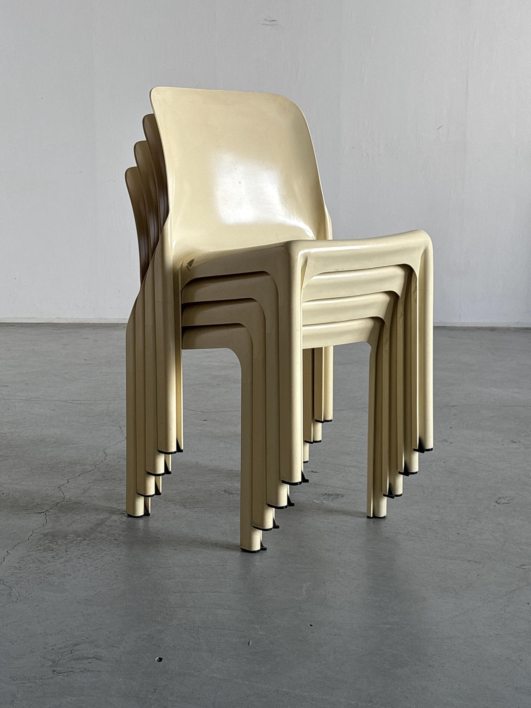 'Selene' Dining Chairs by Vico Magistretti for Artemide Milano