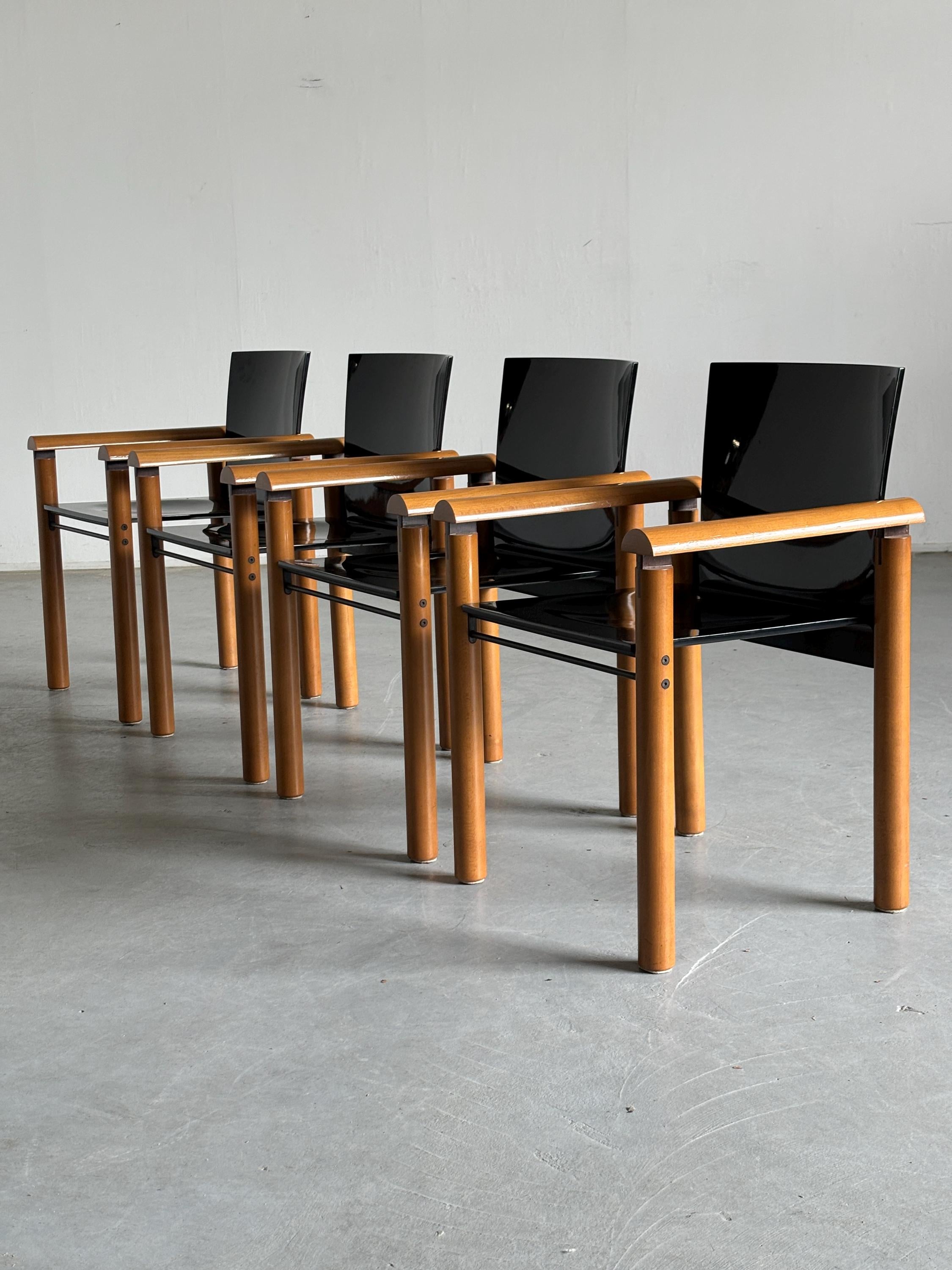 Elegant Modernist Armchairs in Dark Gloss Finish, Attributed to Artelano
