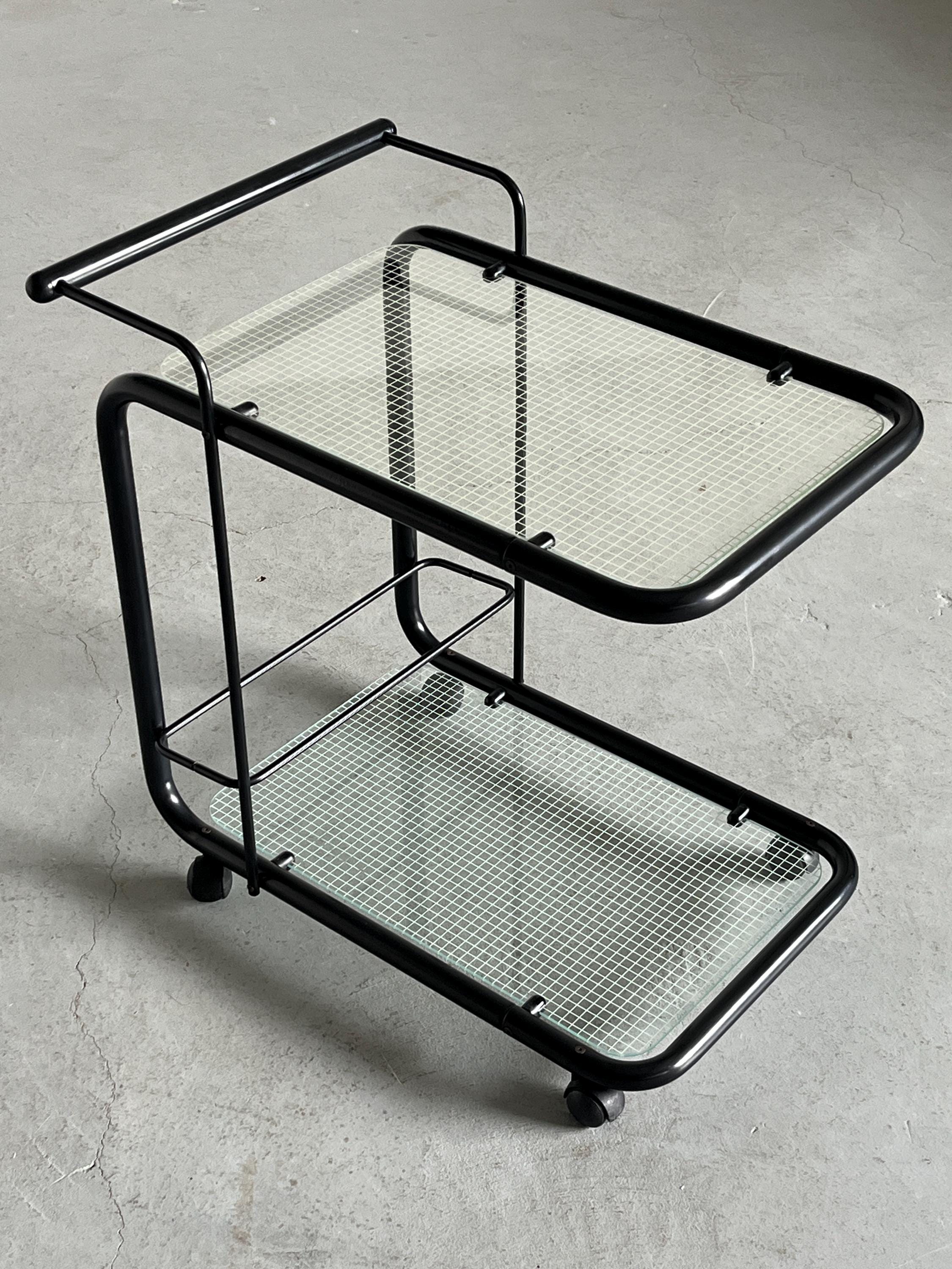 Memphis Style Bar Cart with Quaderna Pattern by Bieffeplast