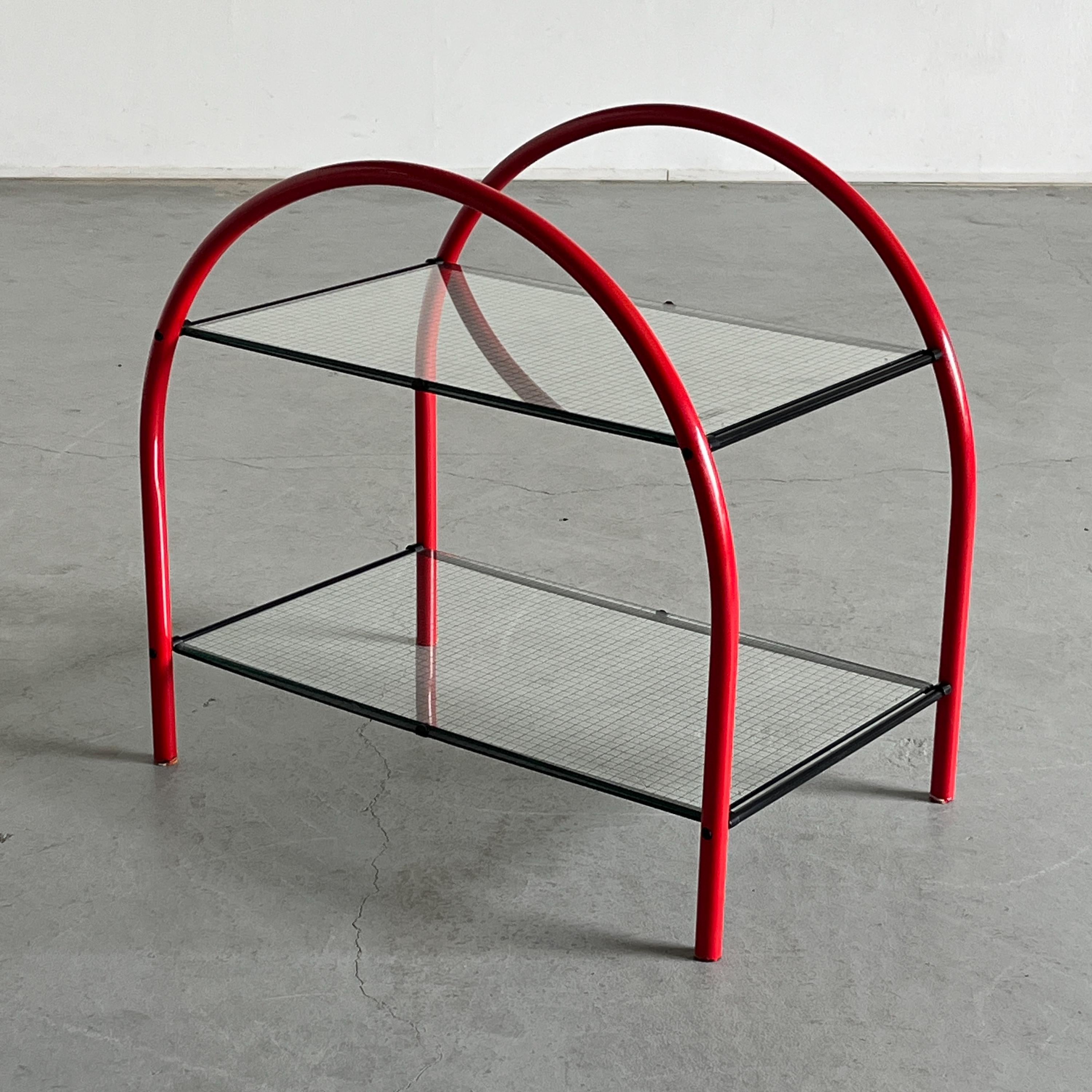Postmodern Geometrical ‘Pomo’ Side Table by Anna Anselmi for Bieffeplast
