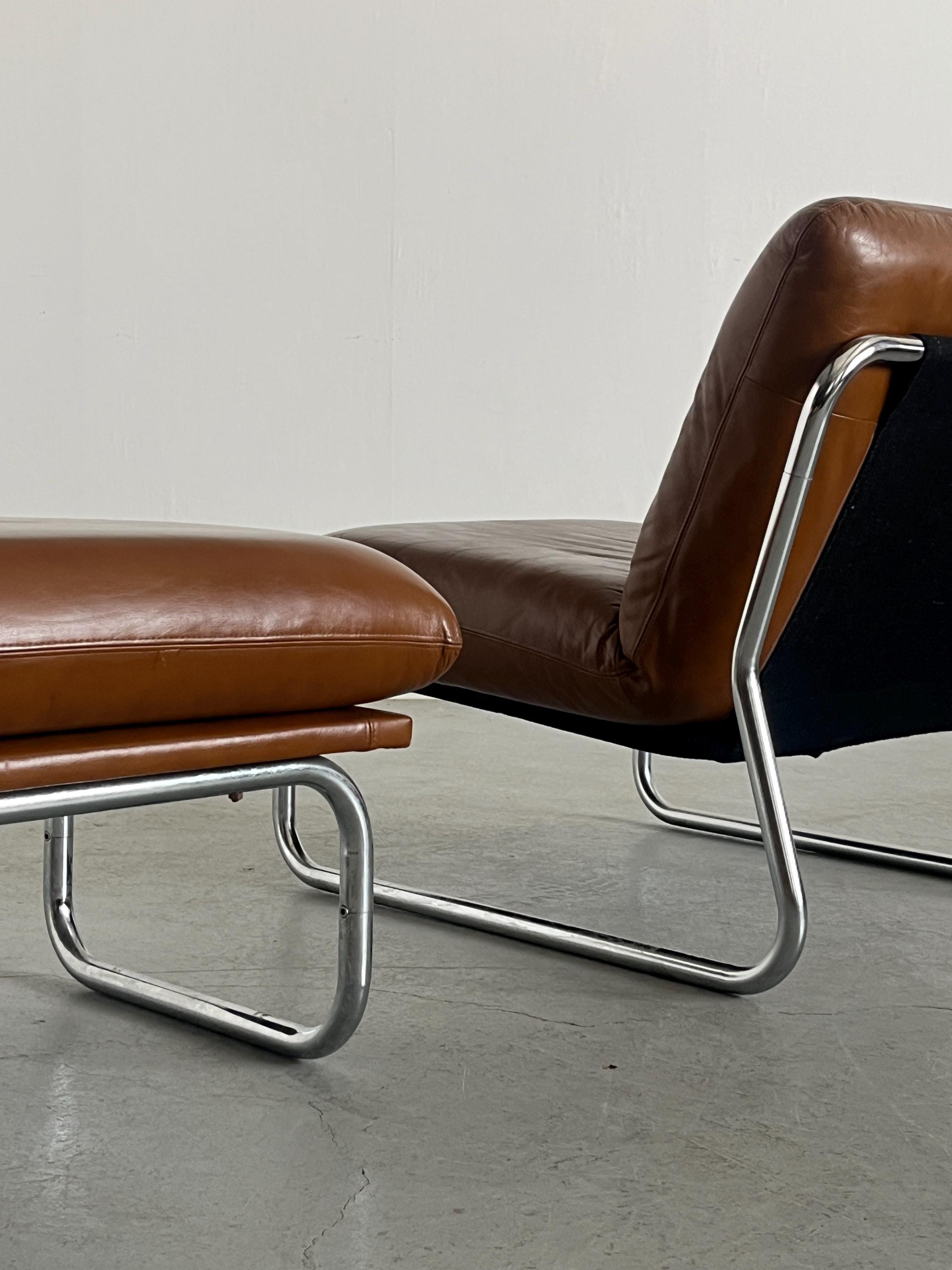 Elegant Mid-Century Modern Lounge Chair with Pouf
