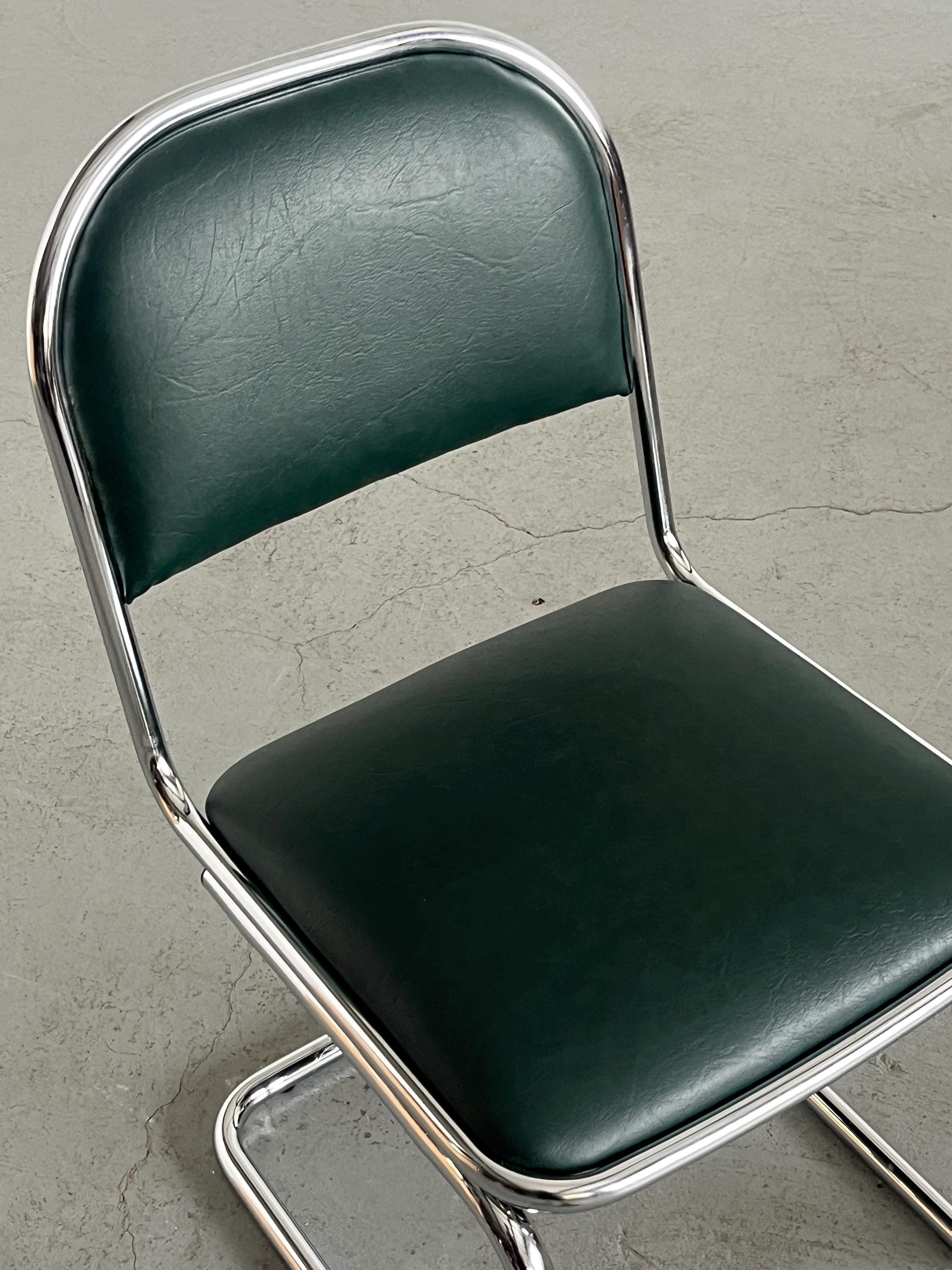 Bauhaus Design and Green Faux Leather Cantilever Chair