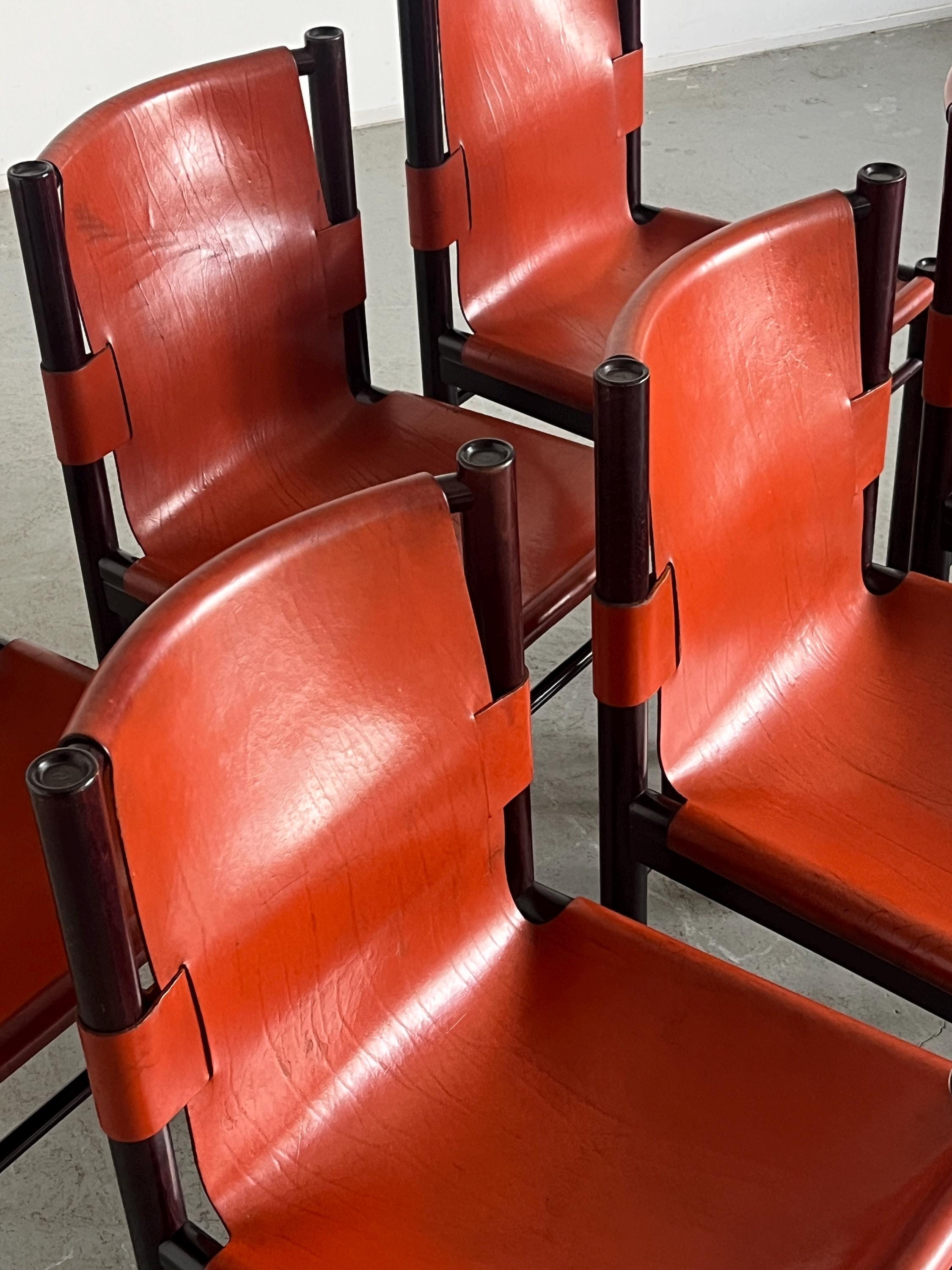 Dining Chairs by Ibisco Sedie in Crimson Red Leather