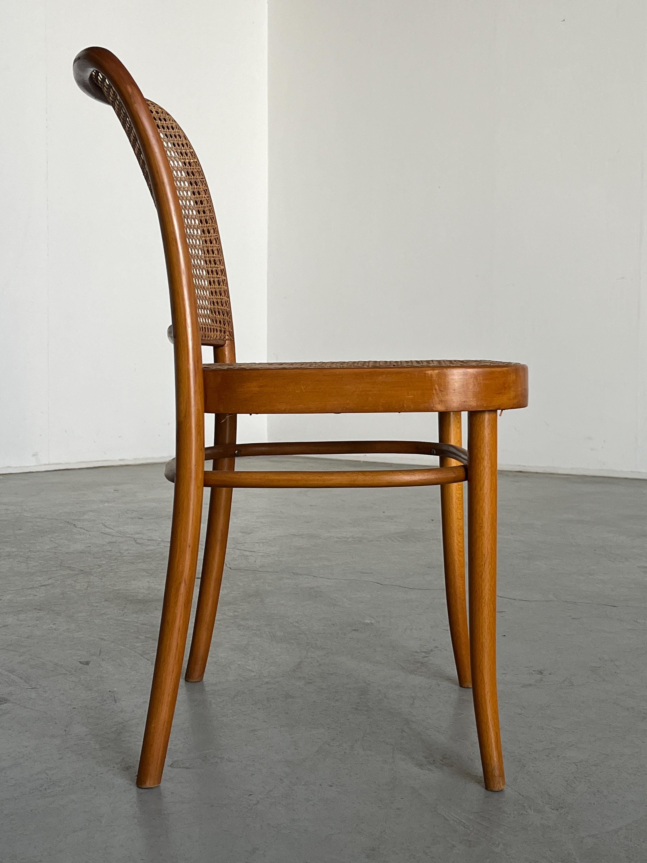 Thonet Bentwood 'Prague' Chair or No.811 Chair by Josef Hoffman