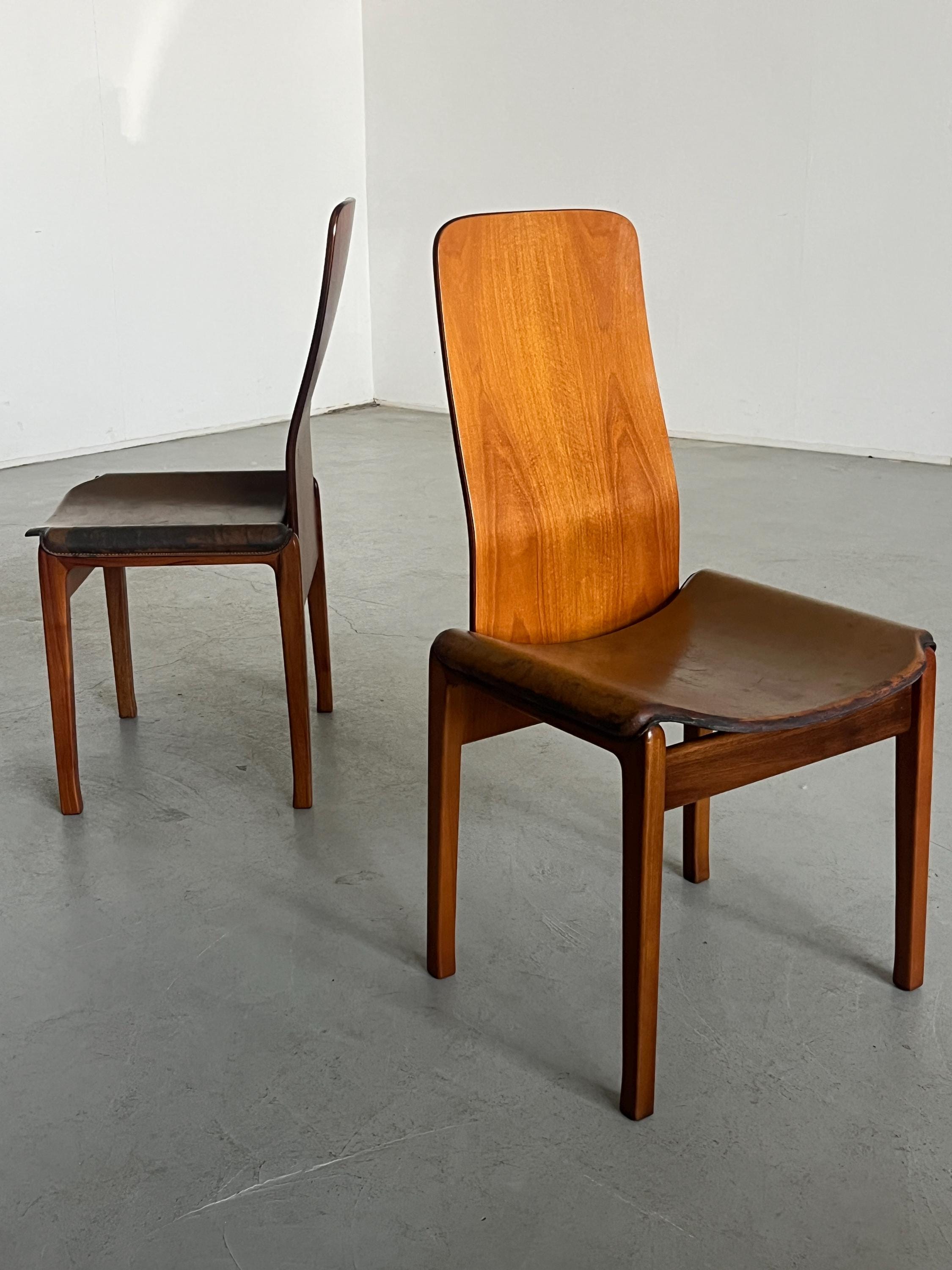 'Fiorenza' Dining Chairs by Tito Agnoli for Molteni in Leather & Walnut, 1968