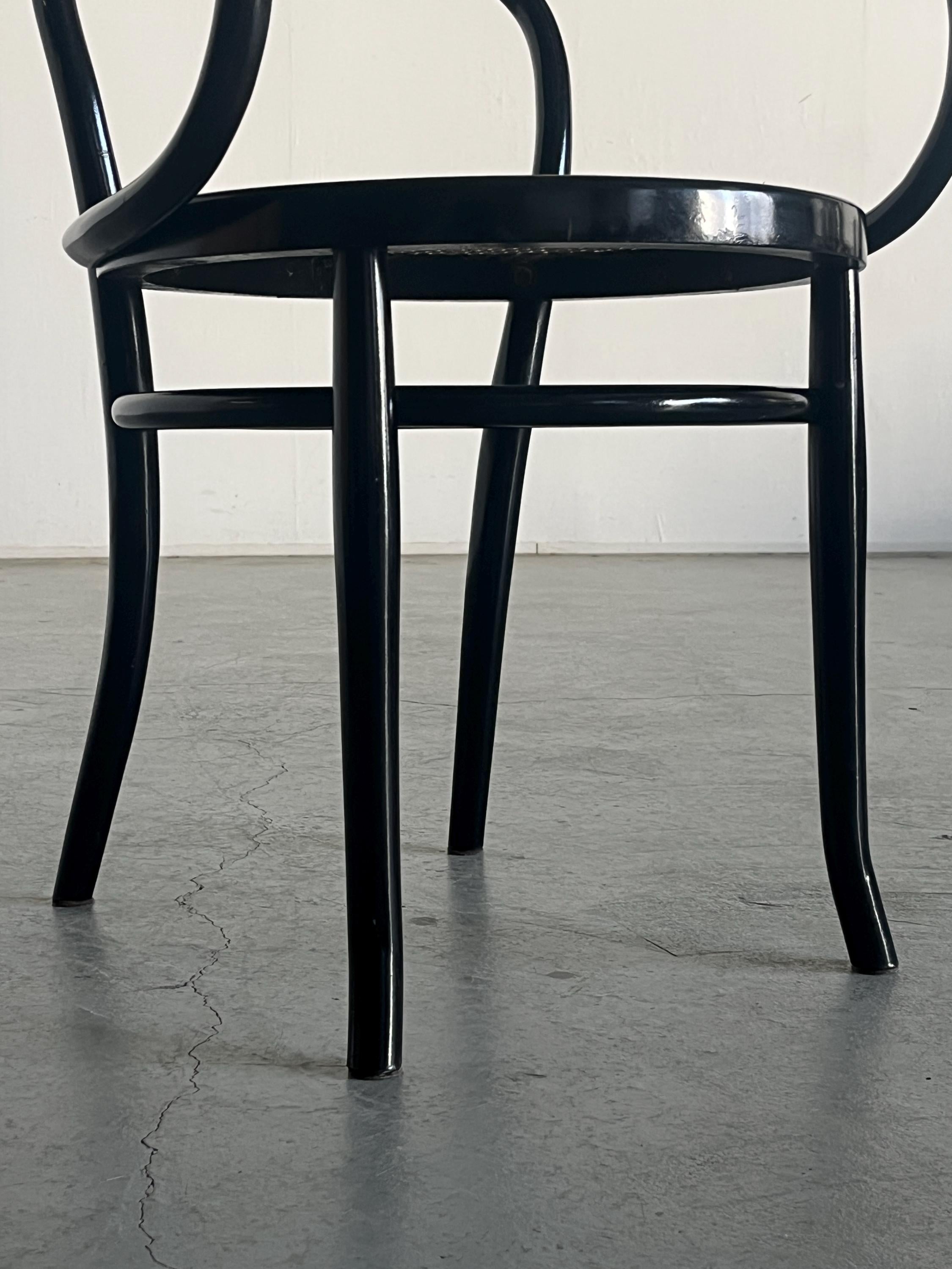 Mid-Century Modern Armchair after ‘B9’ by Thonet