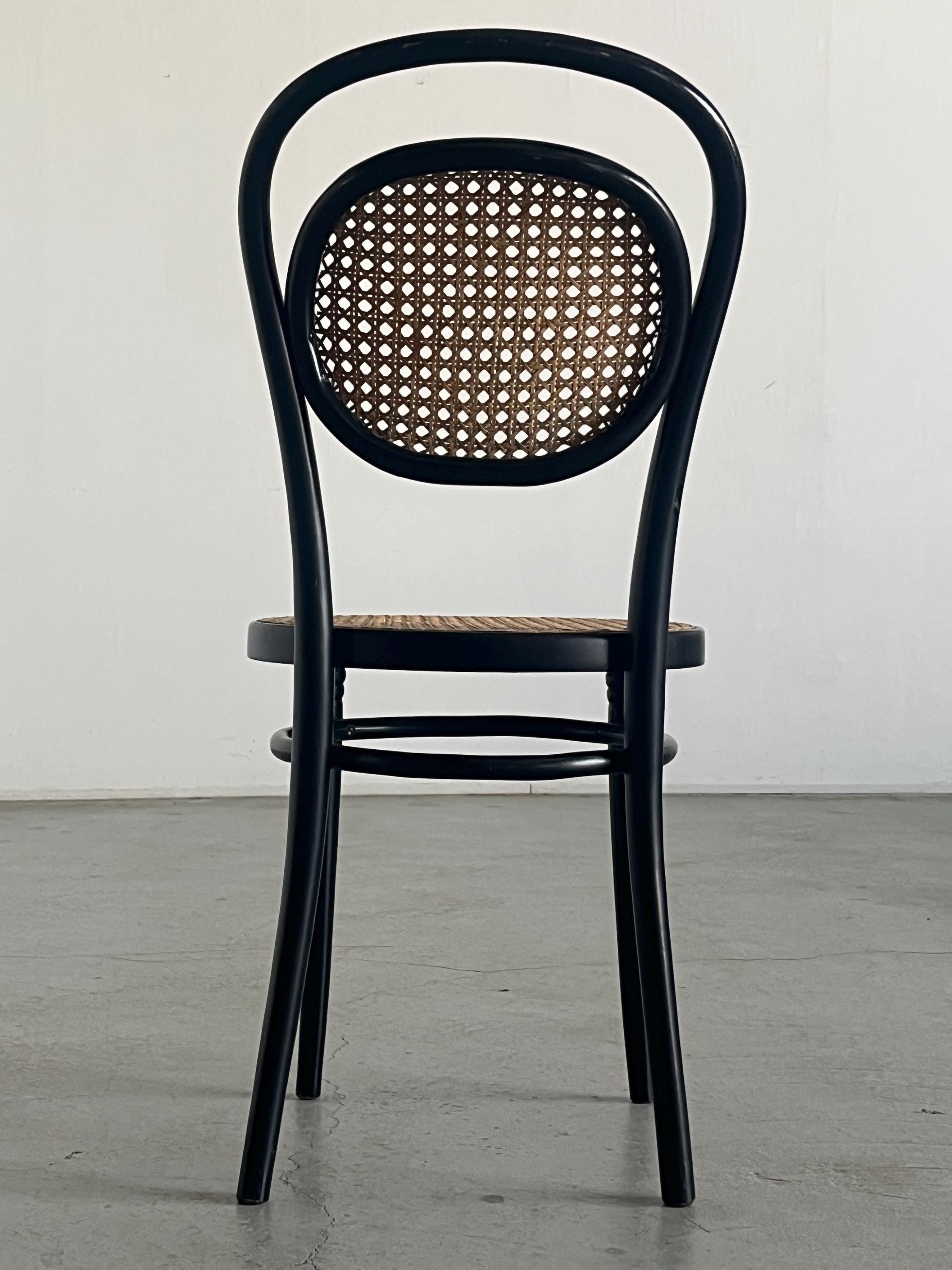 Bentwood Dining Chair in the Style of ‘215R’ by Thonet
