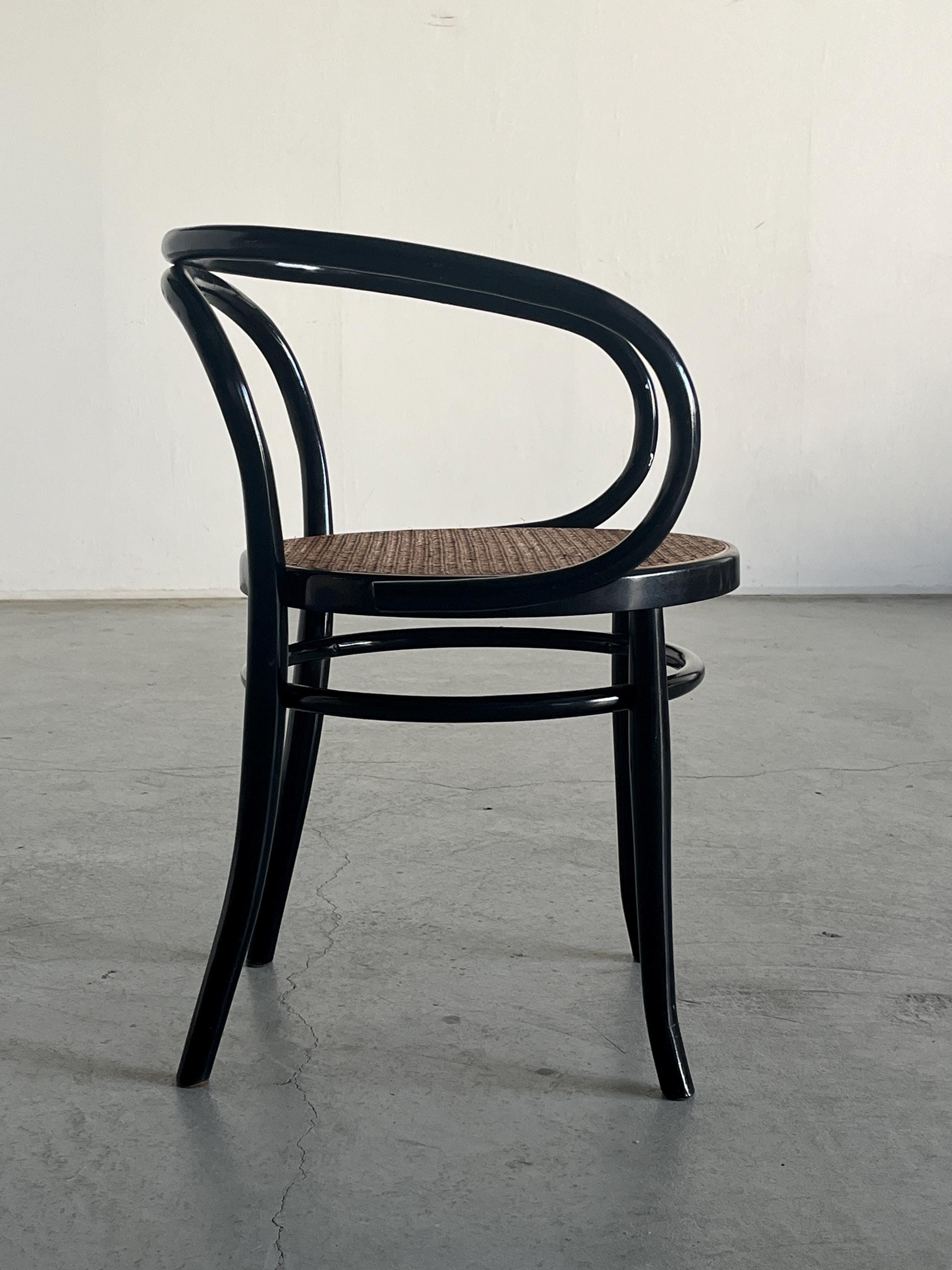 Mid-Century Modern Armchair after ‘B9’ by Thonet