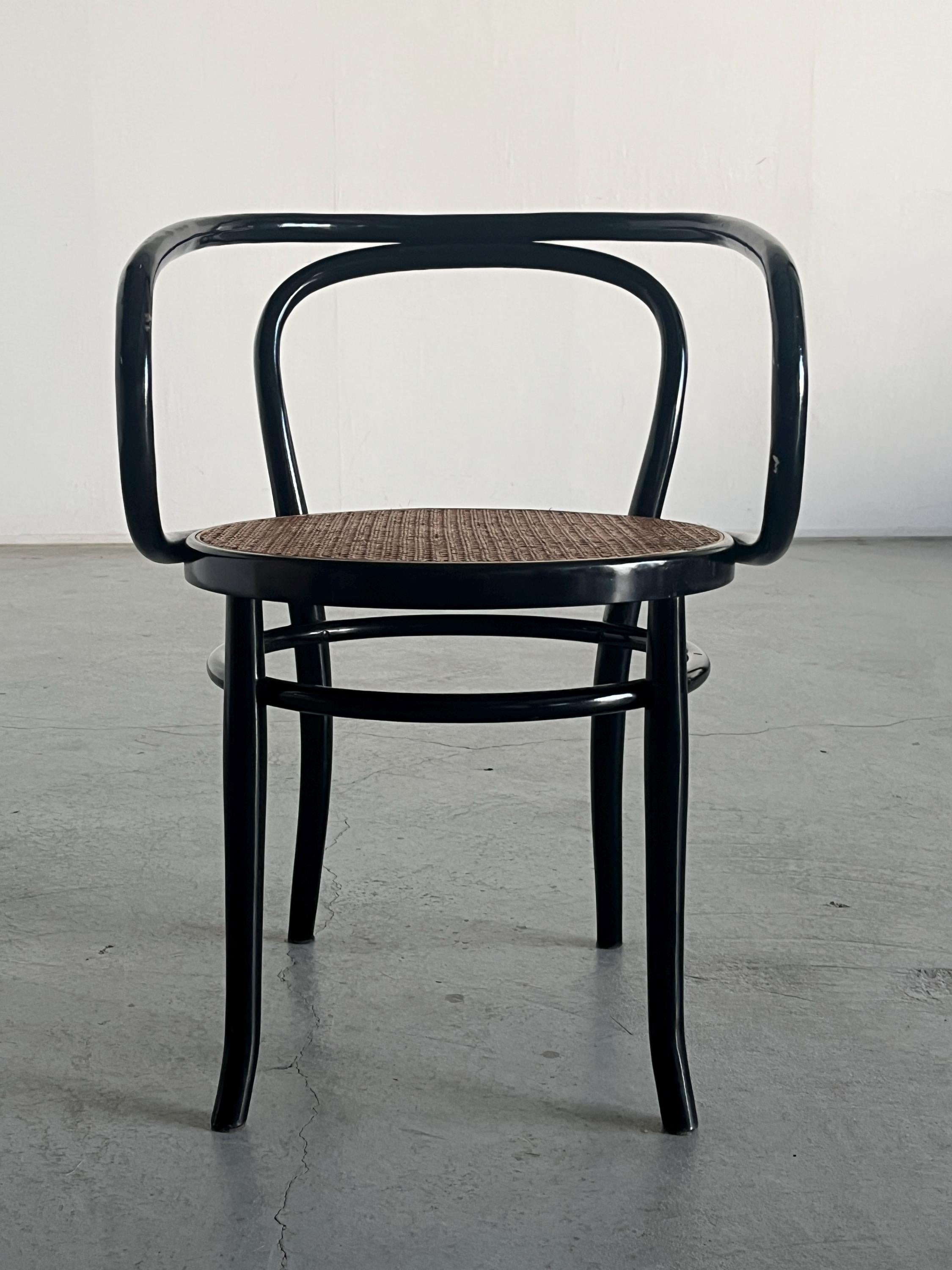 Mid-Century Modern Armchair after ‘B9’ by Thonet