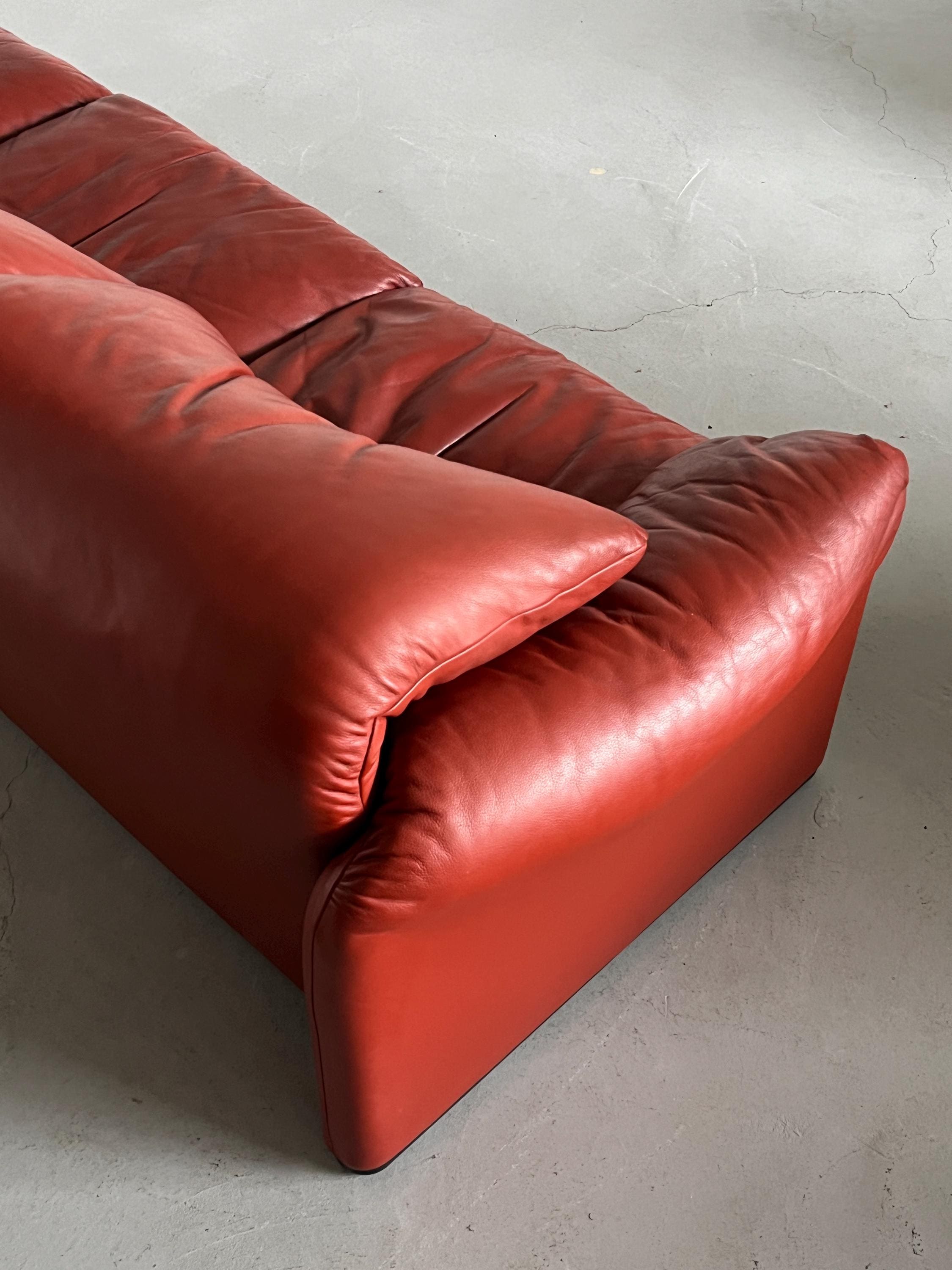 Iconic Vico Magistretti 'Maralunga' Three-seater Sofa by Cassina