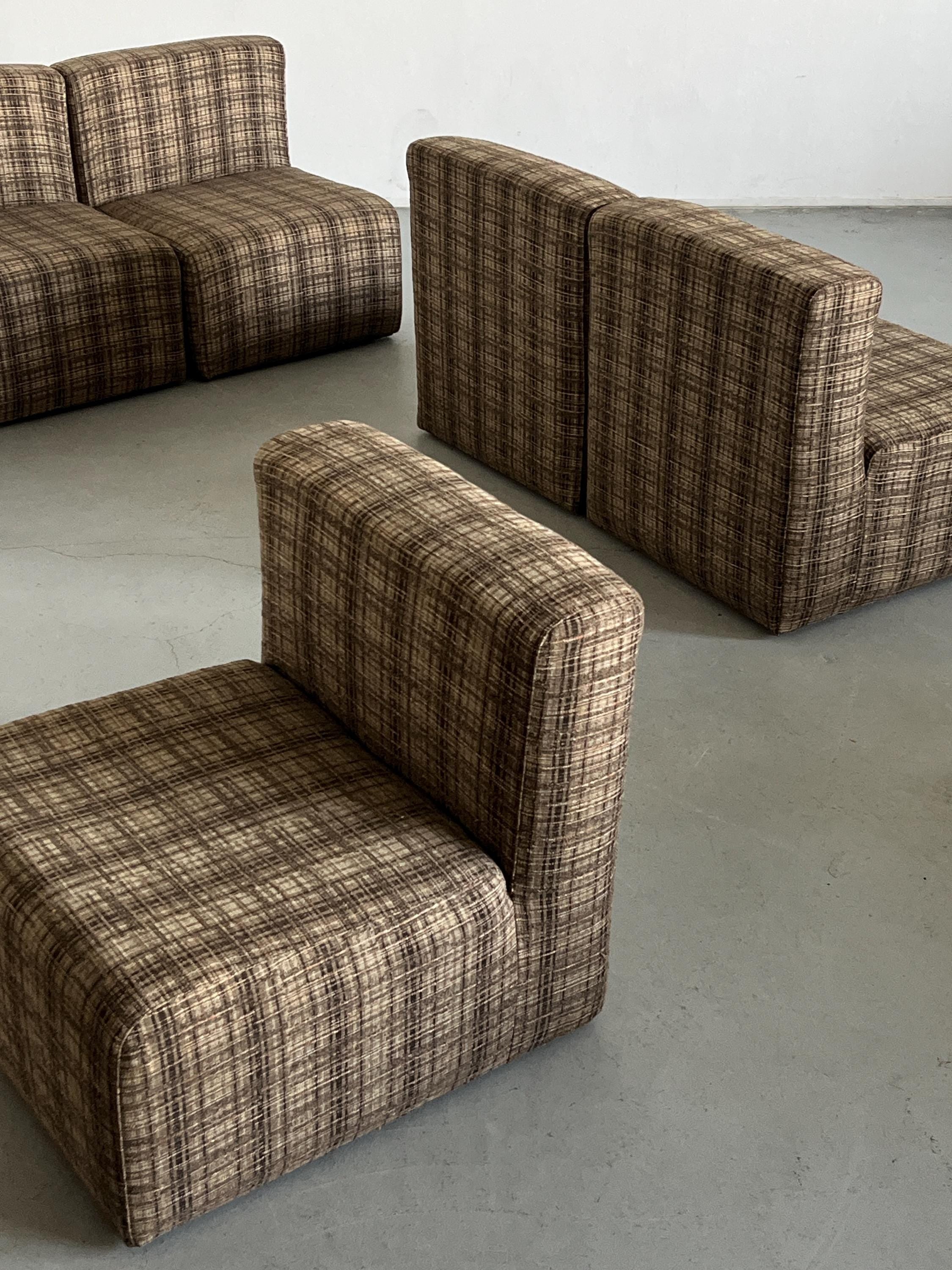 Seven-Piece Modular Seating Set by Loschi & Malavasi in Brown Plaid Fabric Upholstery