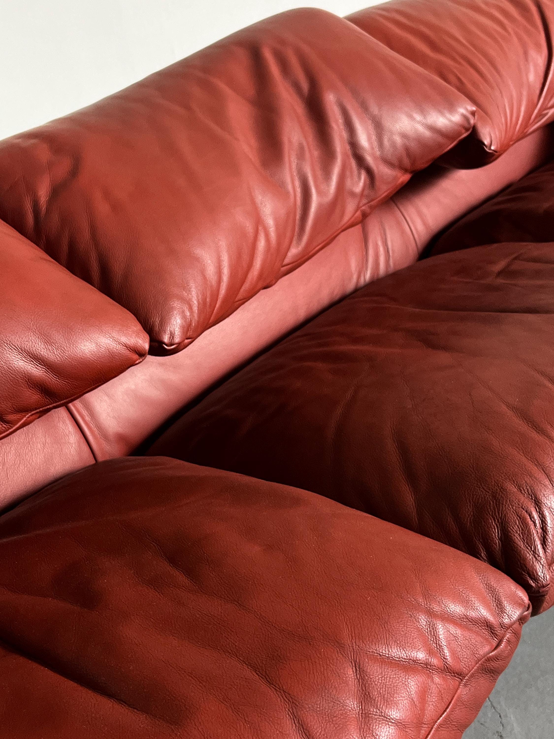Iconic Vico Magistretti 'Maralunga' Three-seater Sofa by Cassina