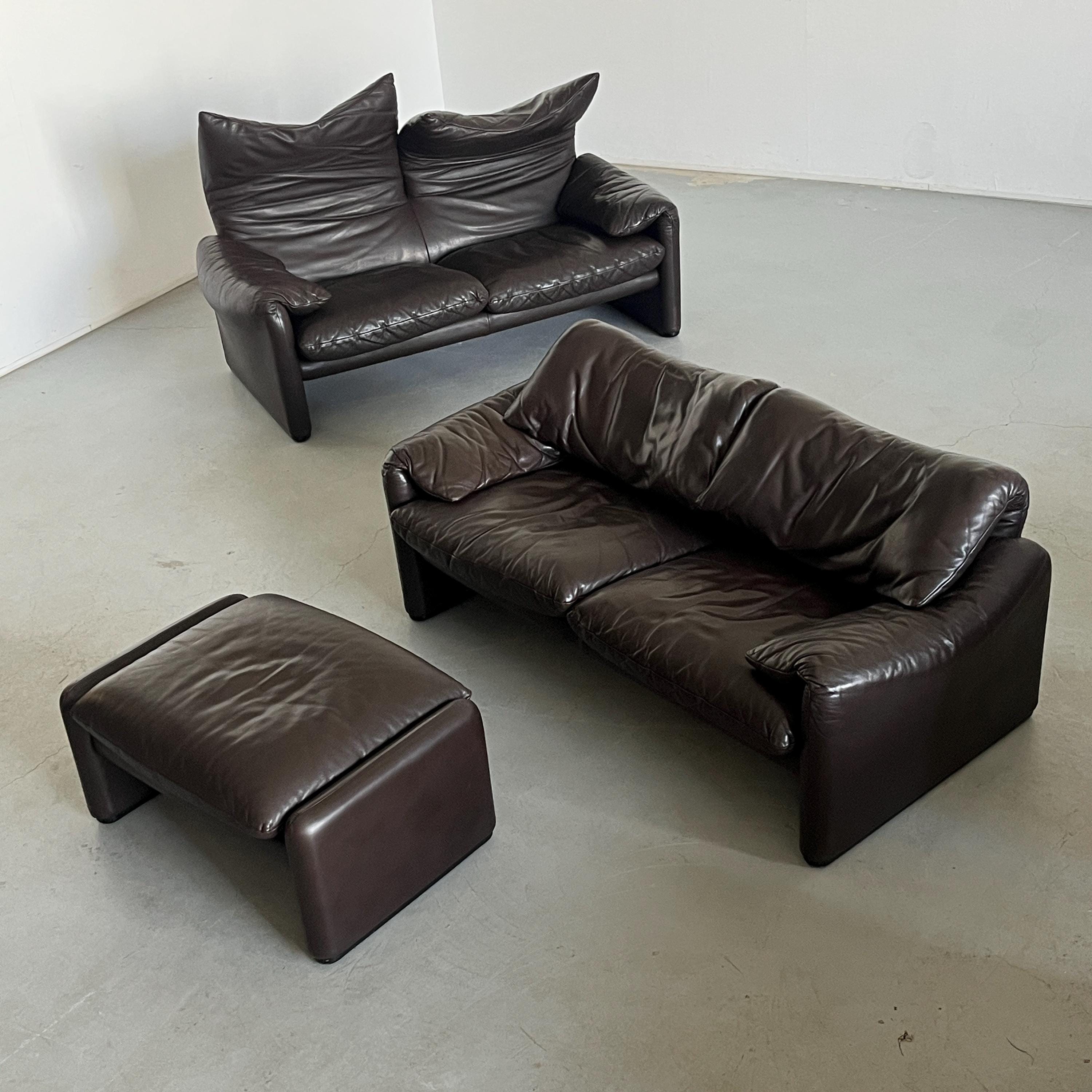 'Maralunga' Ensemble Seating Set by Vico Magistretti for Cassina
