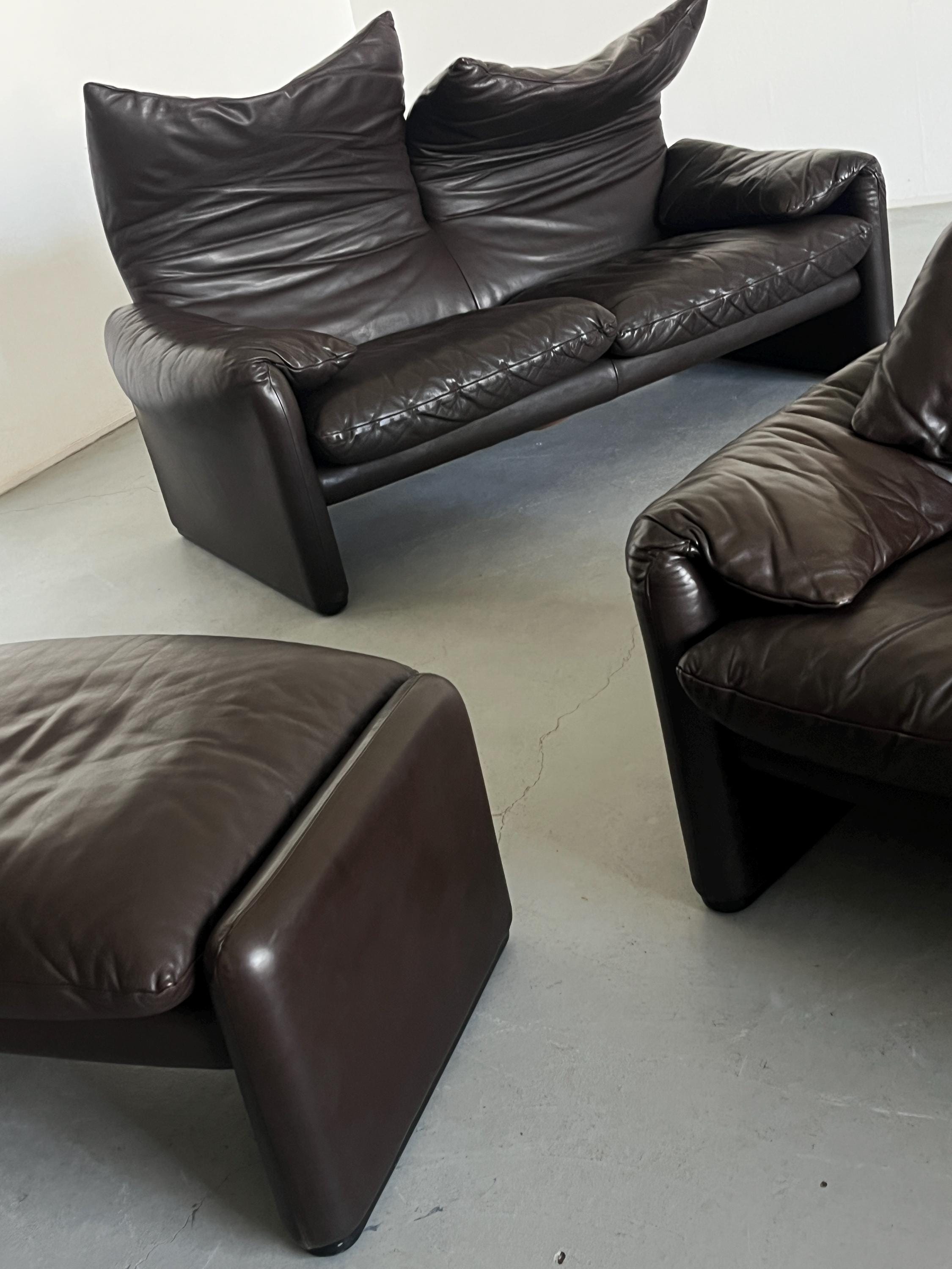 'Maralunga' Ensemble Seating Set by Vico Magistretti for Cassina