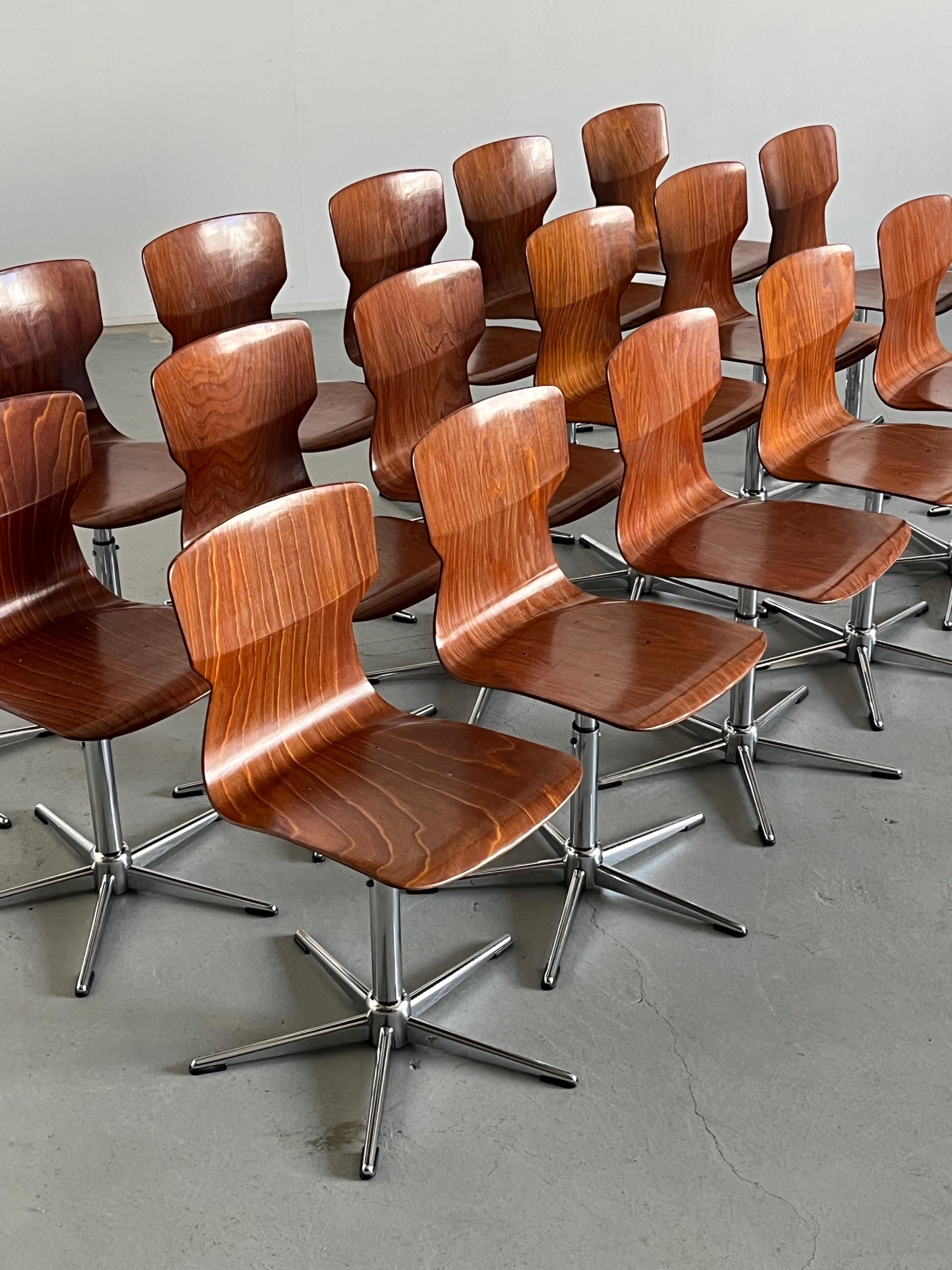 'Obo-Formsitz' Scandinavian Chairs by Casala