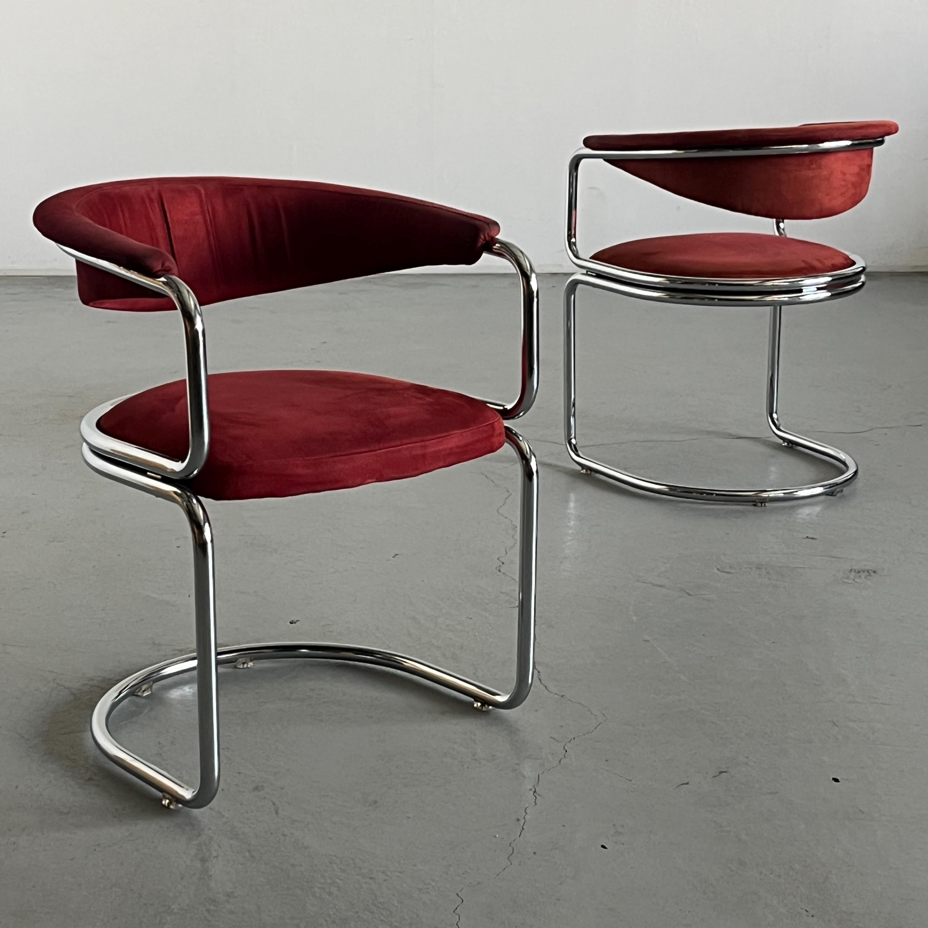 Italian Armchairs in the Style of Giotto Stoppino