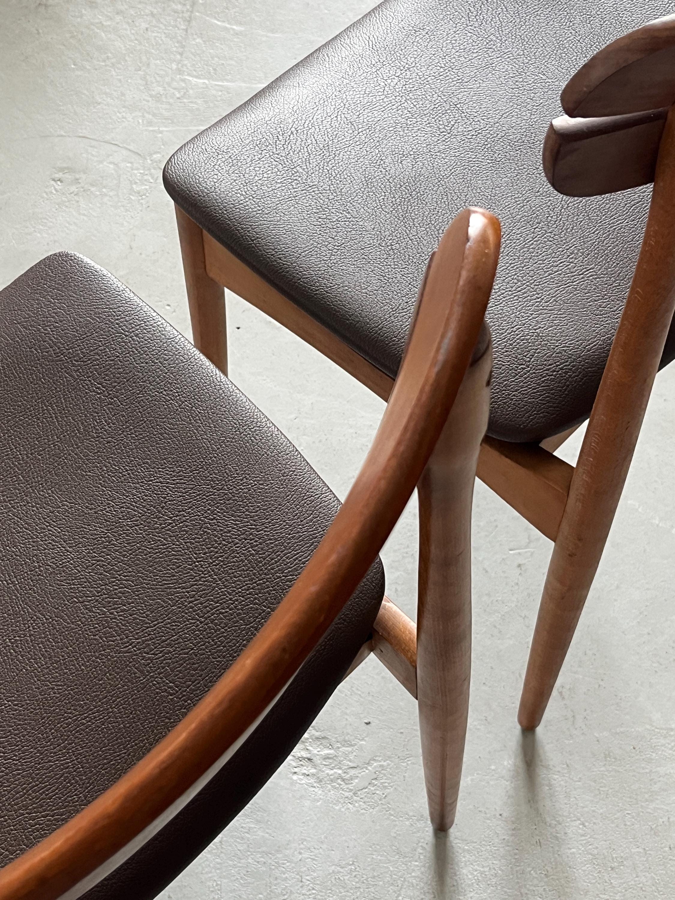 Danish Design Dining Chairs in Teak Wood