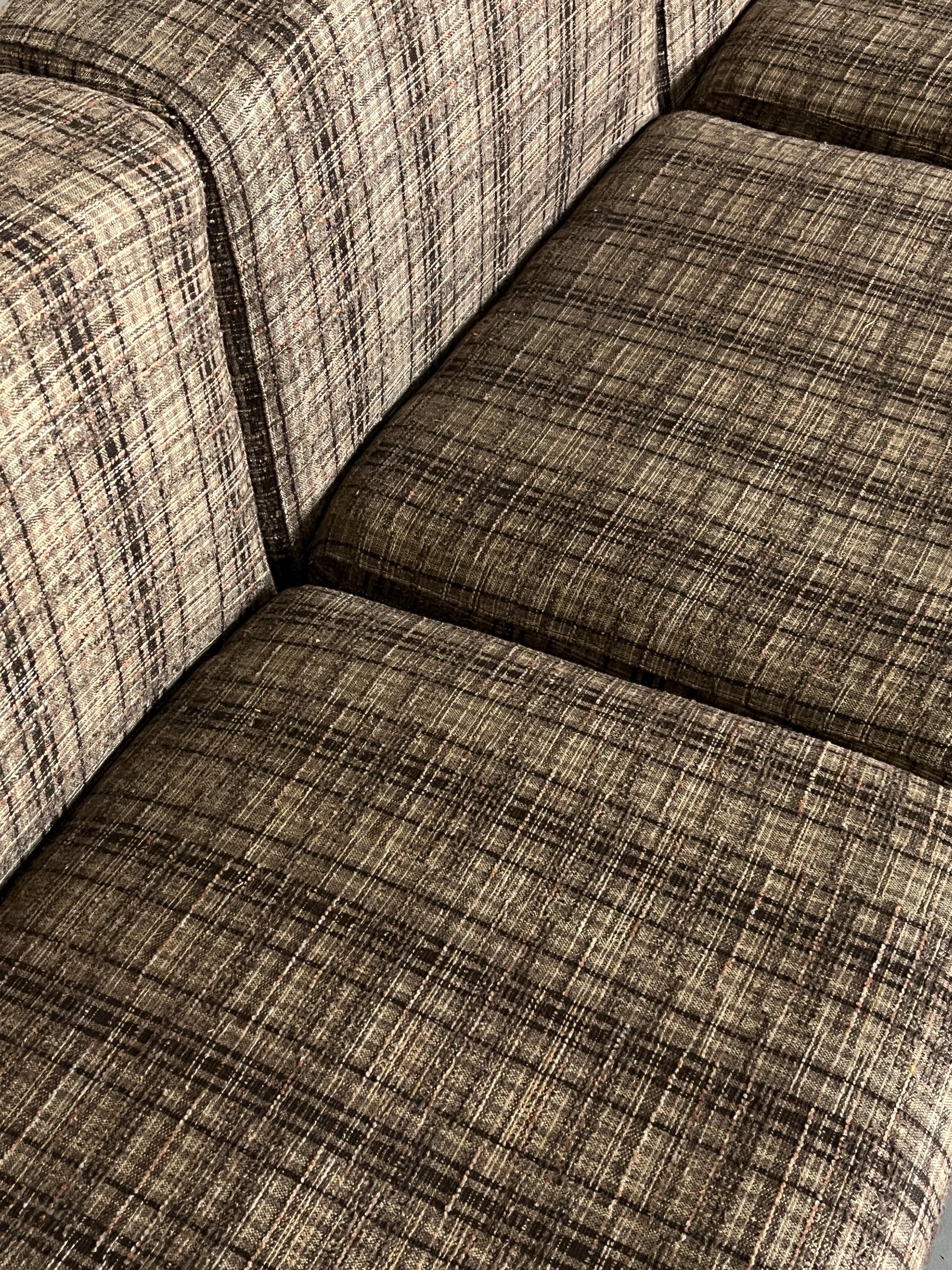Seven-Piece Modular Seating Set by Loschi & Malavasi in Brown Plaid Fabric Upholstery